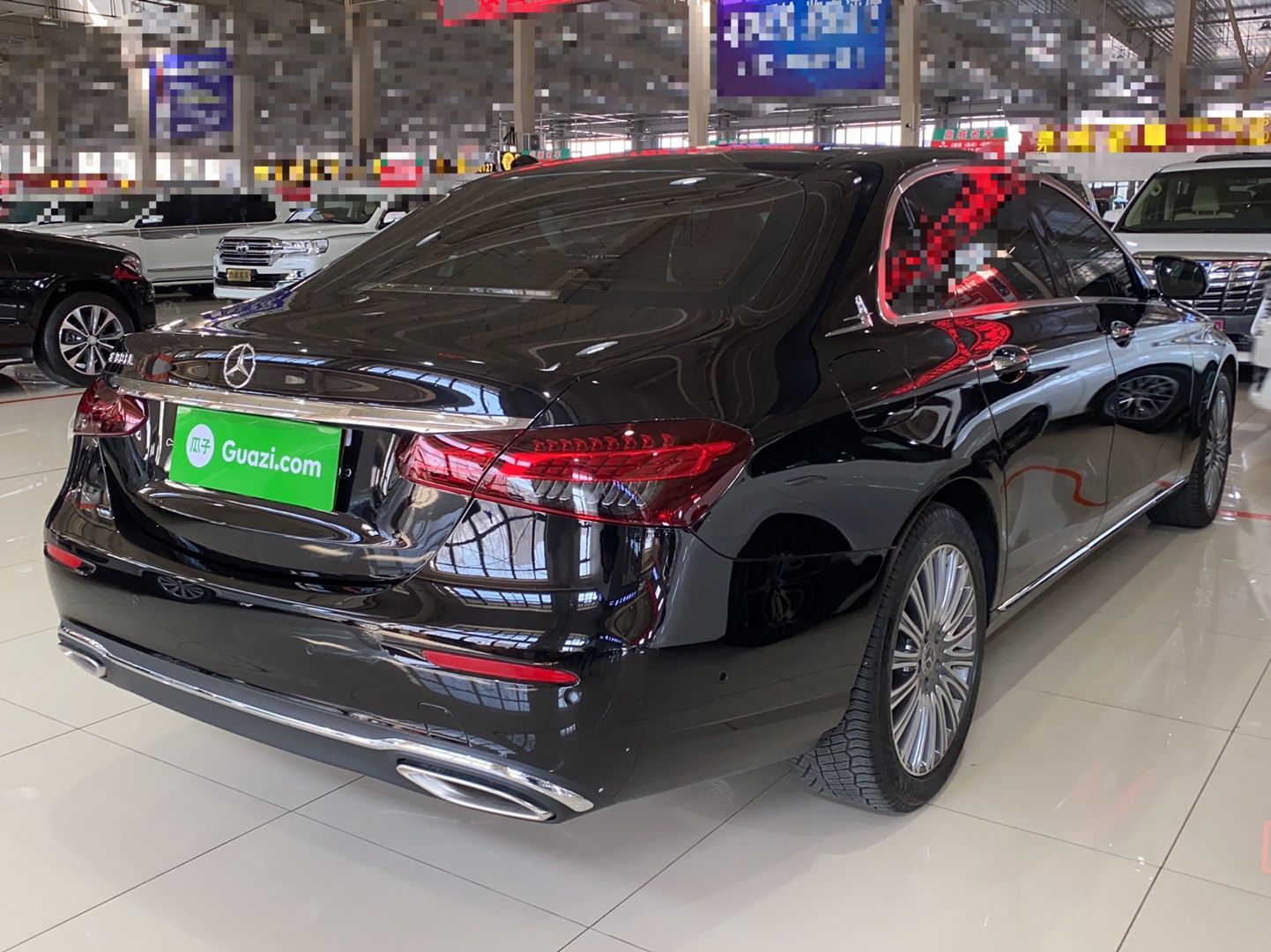 奔驰E级 2023款 E 300 L 时尚型