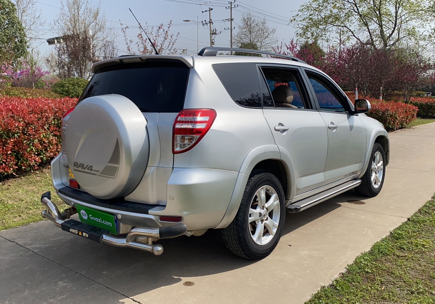 丰田 RAV4 2011款 2.0L 自动豪华版