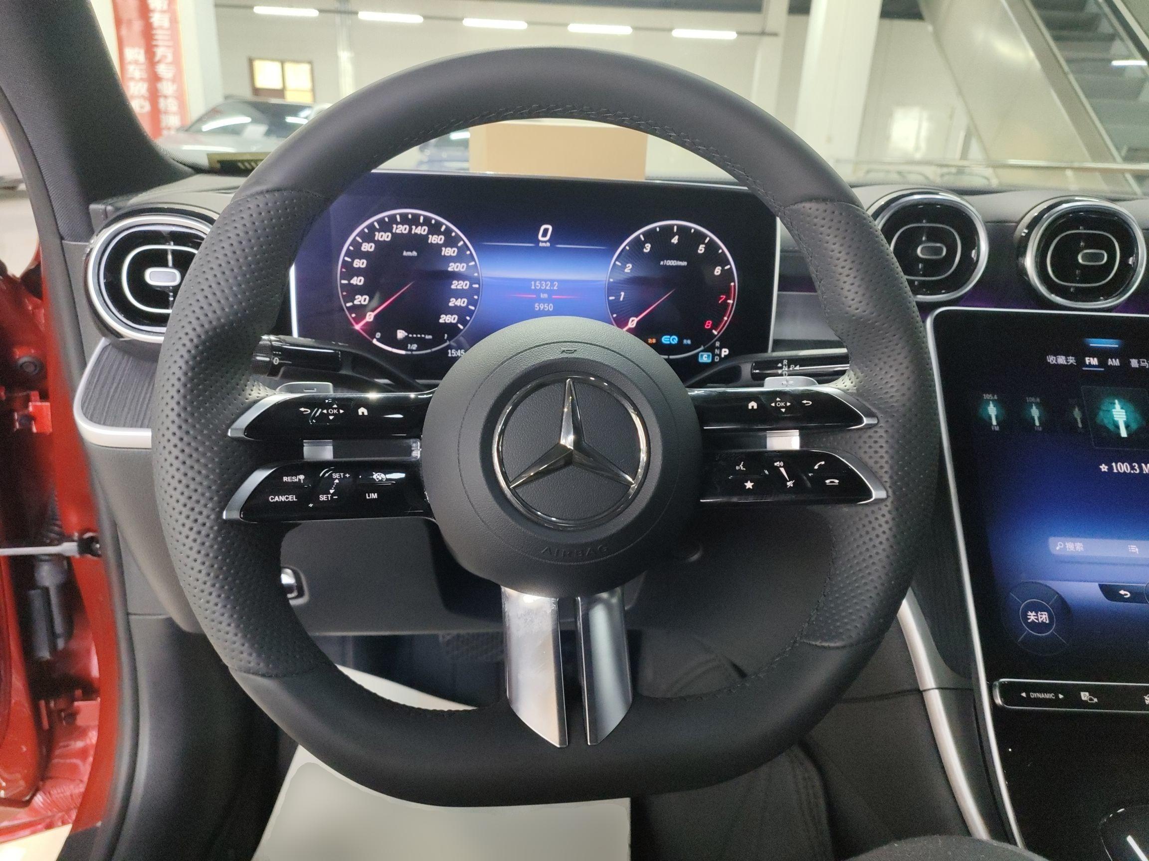 奔驰C级 2022款 C 200 L 运动版