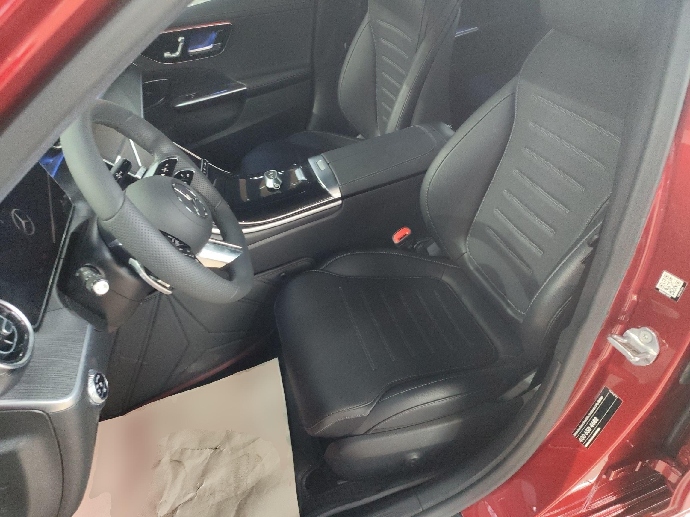 奔驰C级 2022款 C 200 L 运动版