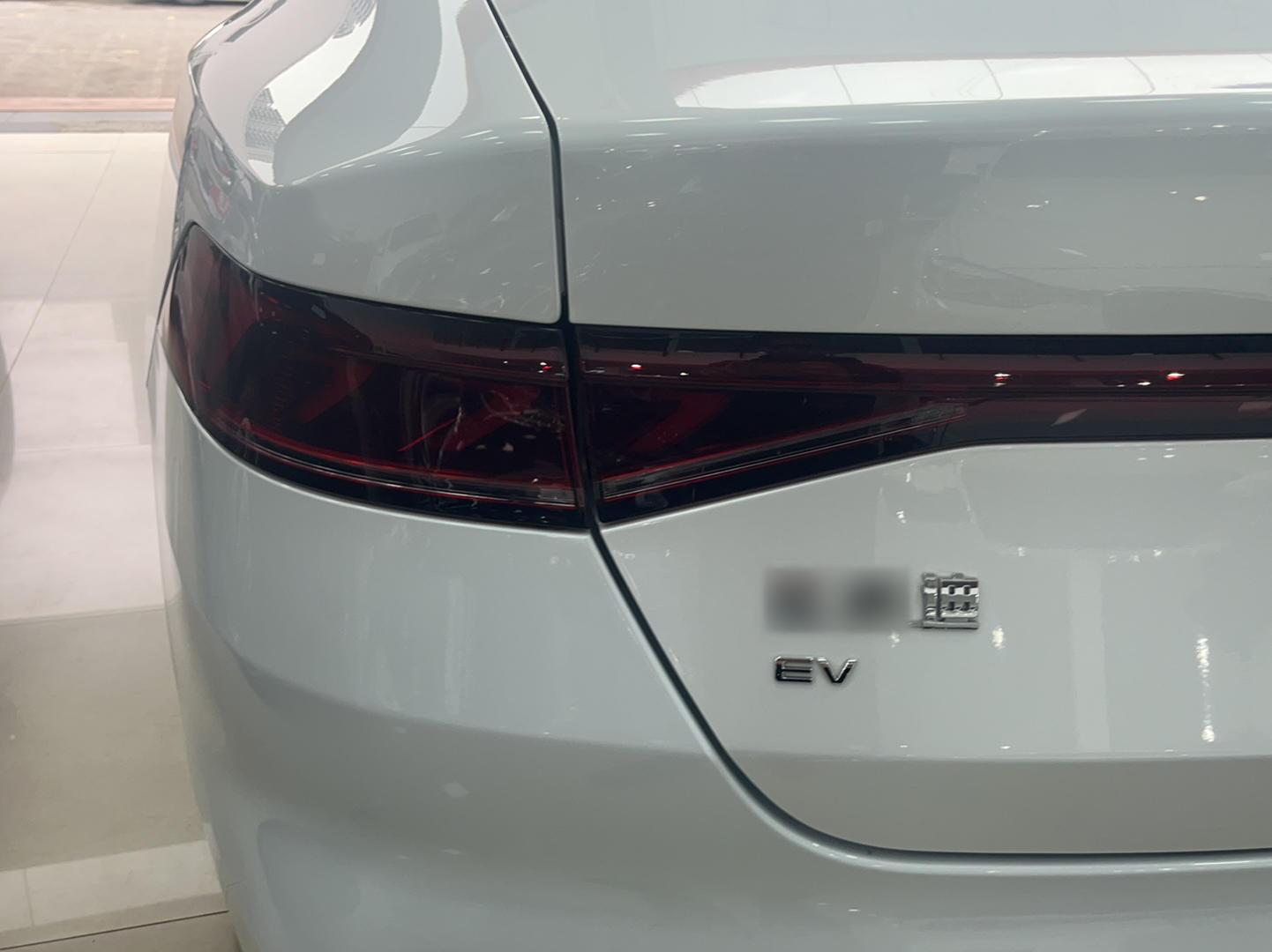 比亚迪 秦PLUS 2021款 EV 400KM 豪华型