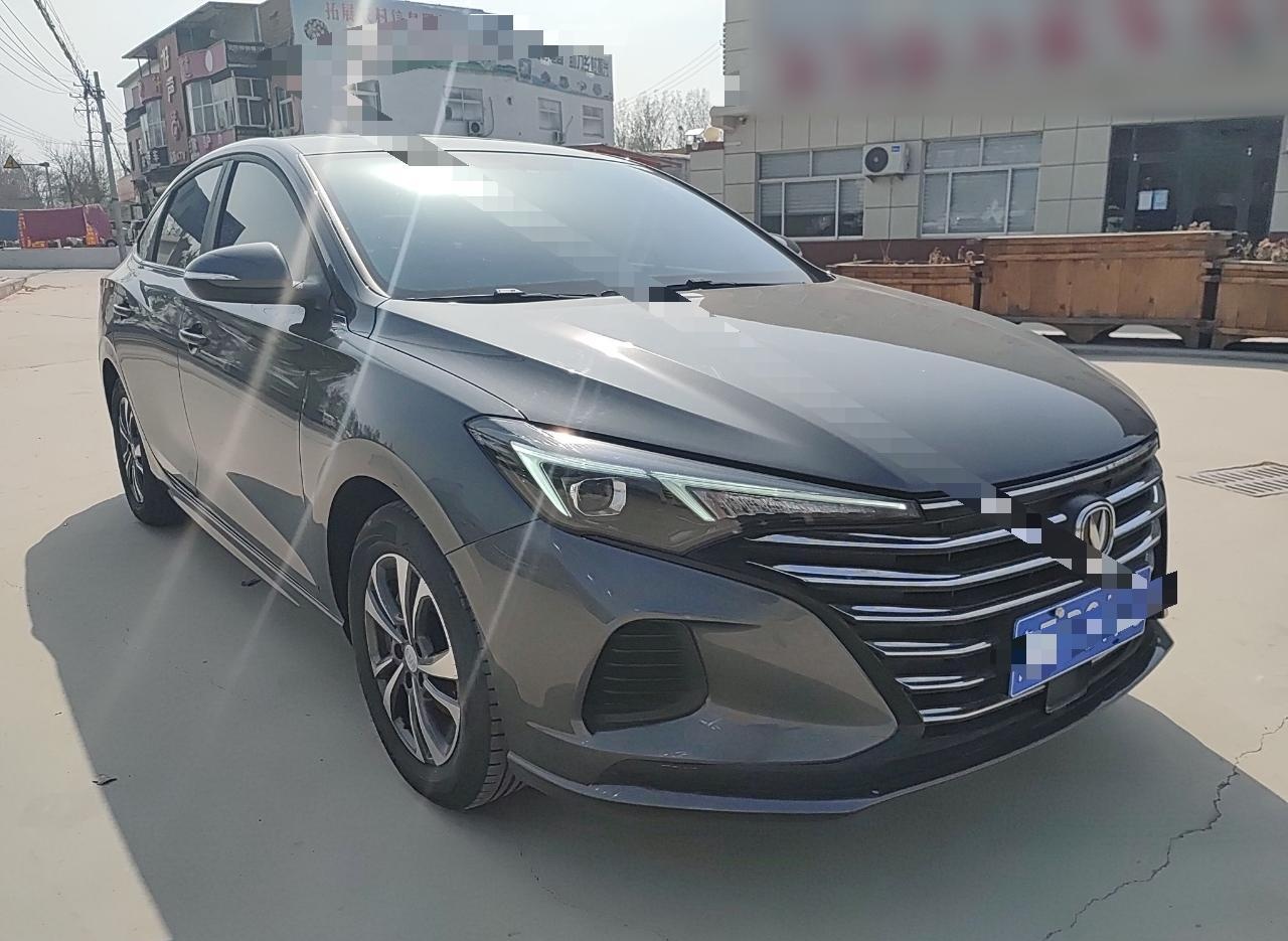 长安 逸动 2022款 PLUS 1.6L GDI 手动豪华型