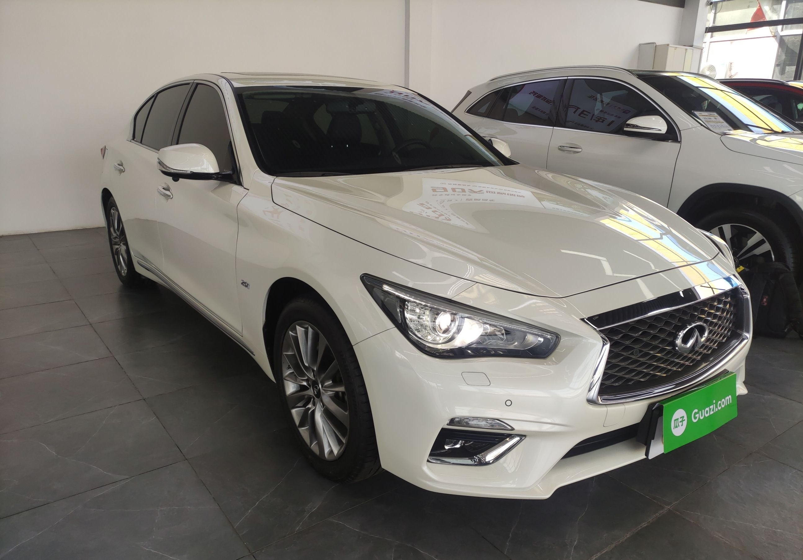 英菲尼迪Q50L 2018款 2.0T 逸享版 国VI