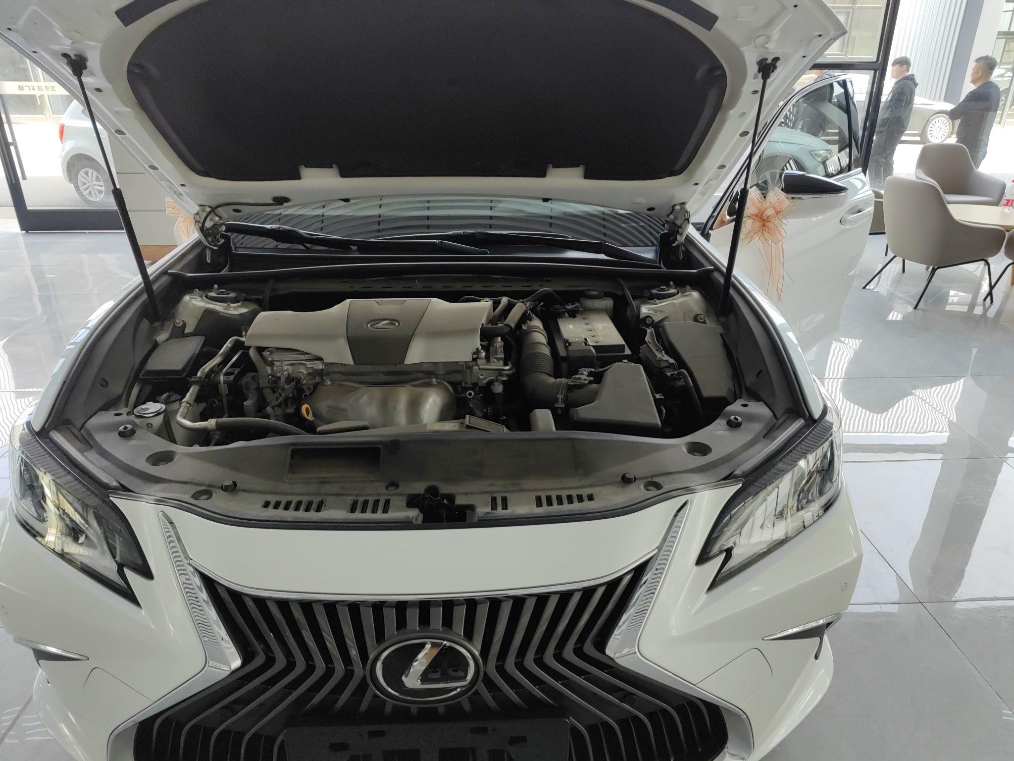 雷克萨斯ES 2018款 200 卓越版 国V