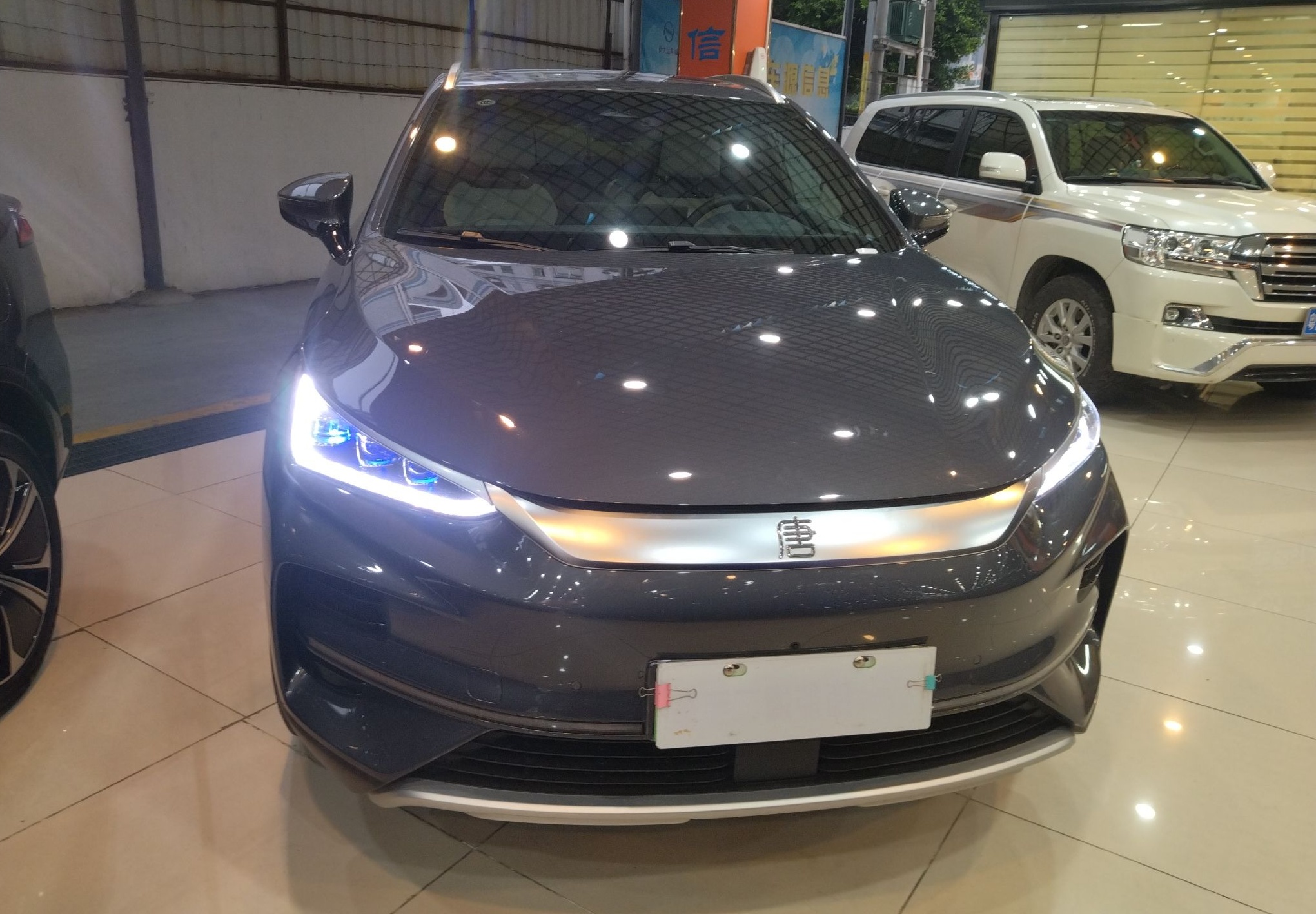 比亚迪 唐新能源 2022款 EV 730KM 尊享型