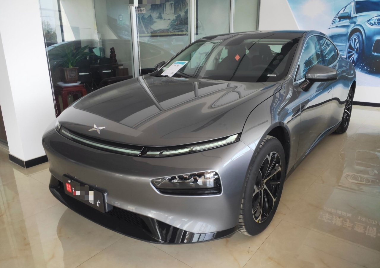 小鹏汽车P7 2022款 586G