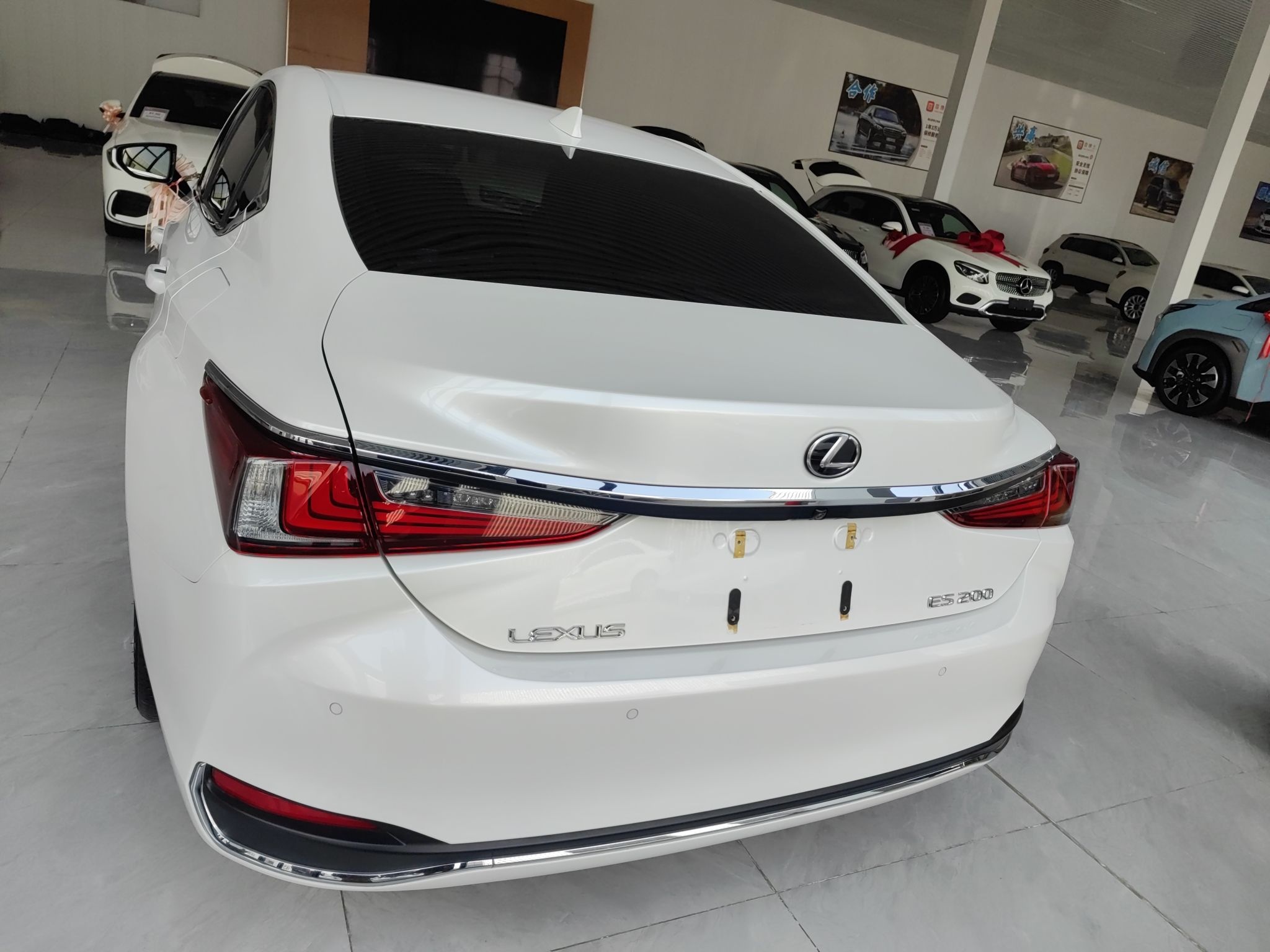 雷克萨斯ES 2018款 200 卓越版 国V