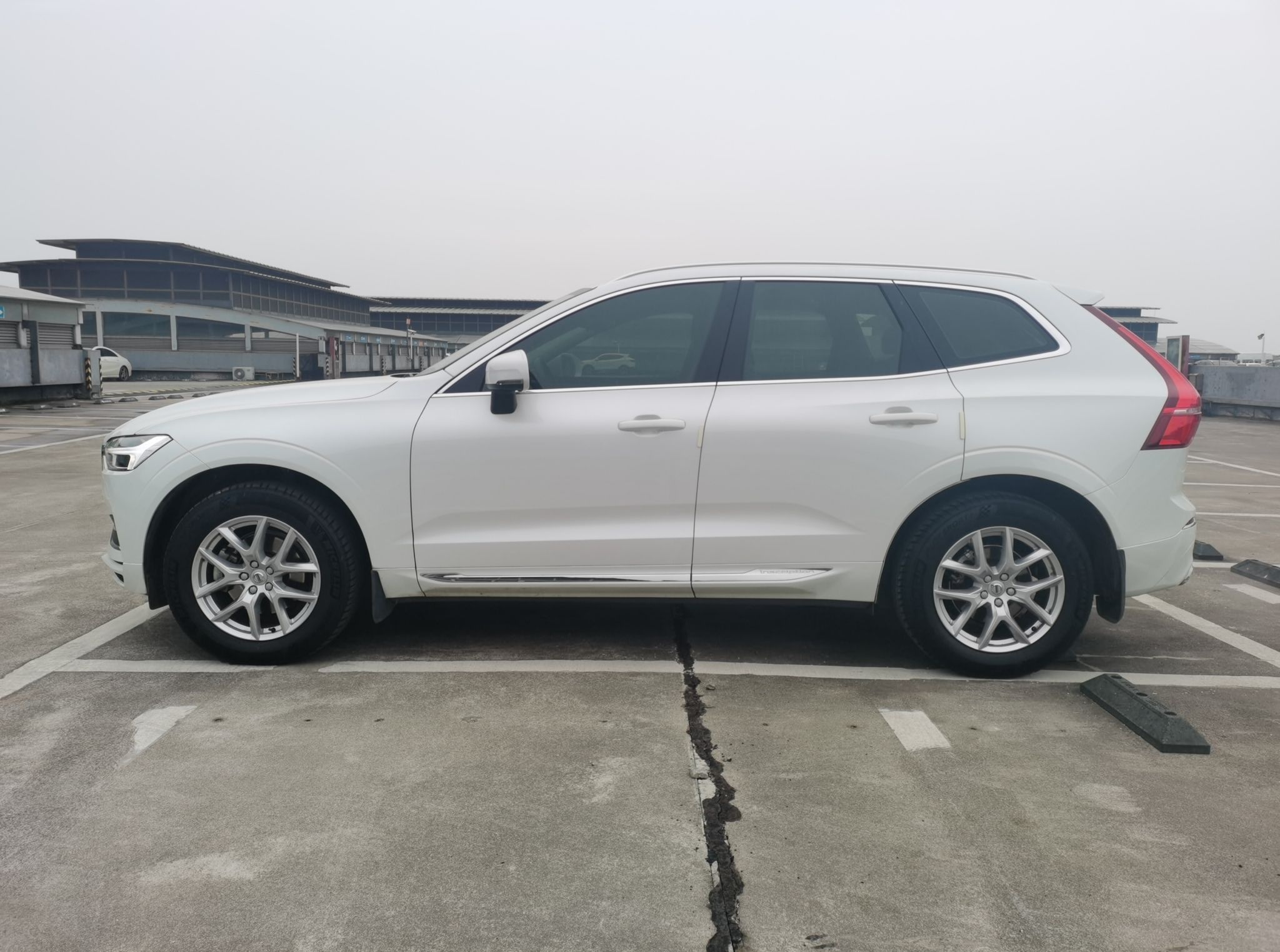 沃尔沃XC60 2020款 T5 四驱智逸豪华版