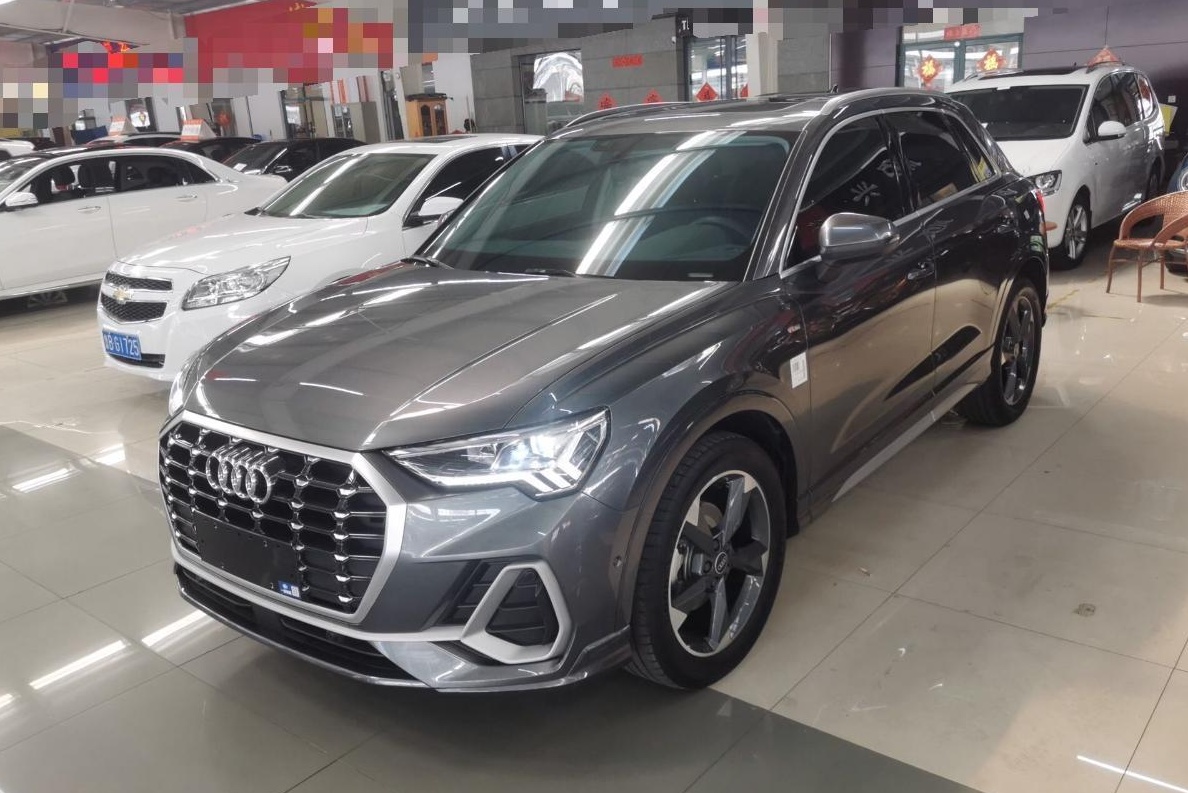 奥迪Q3 2022款 35 TFSI 时尚动感型