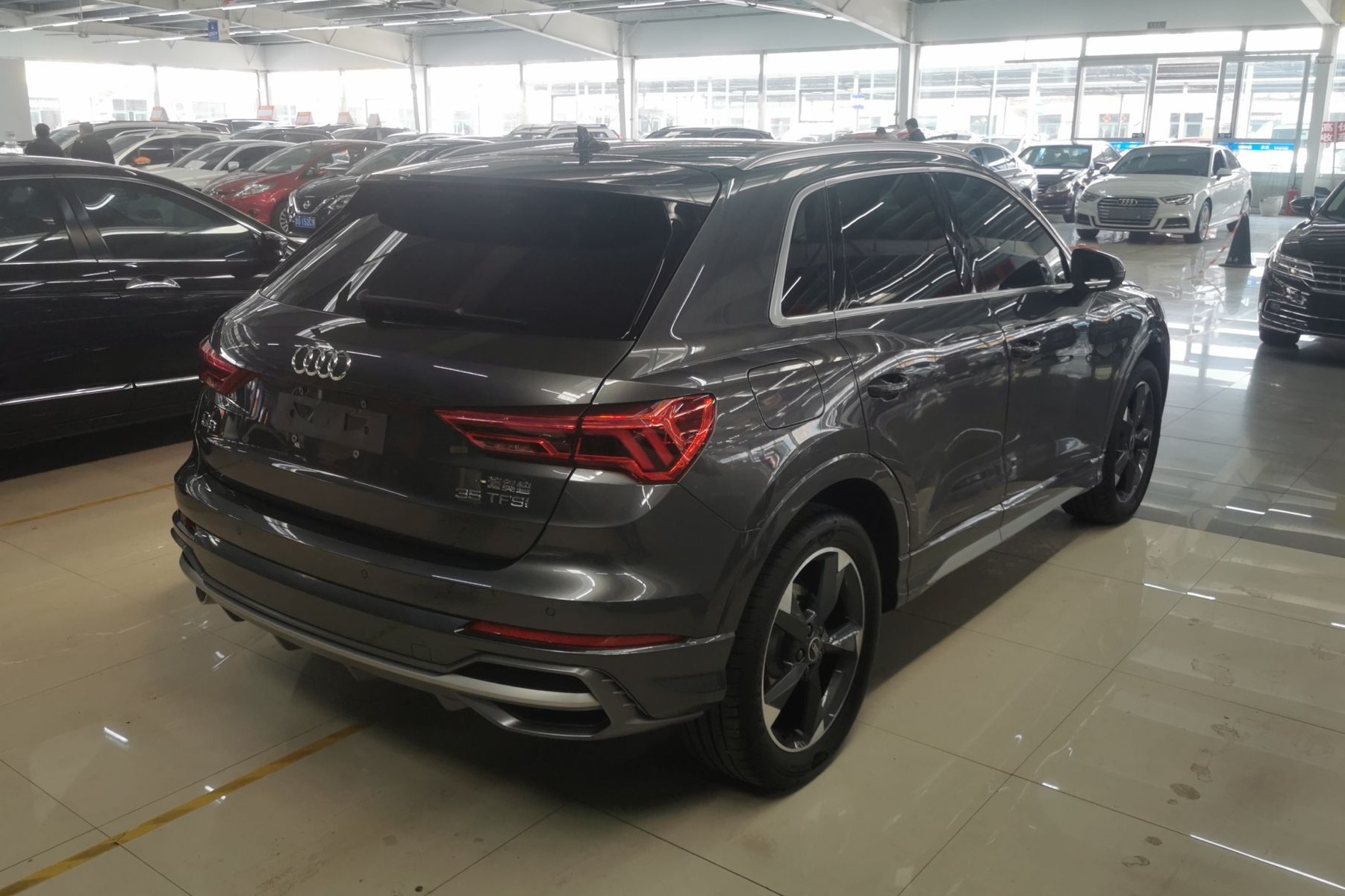 奥迪Q3 2022款 35 TFSI 时尚动感型