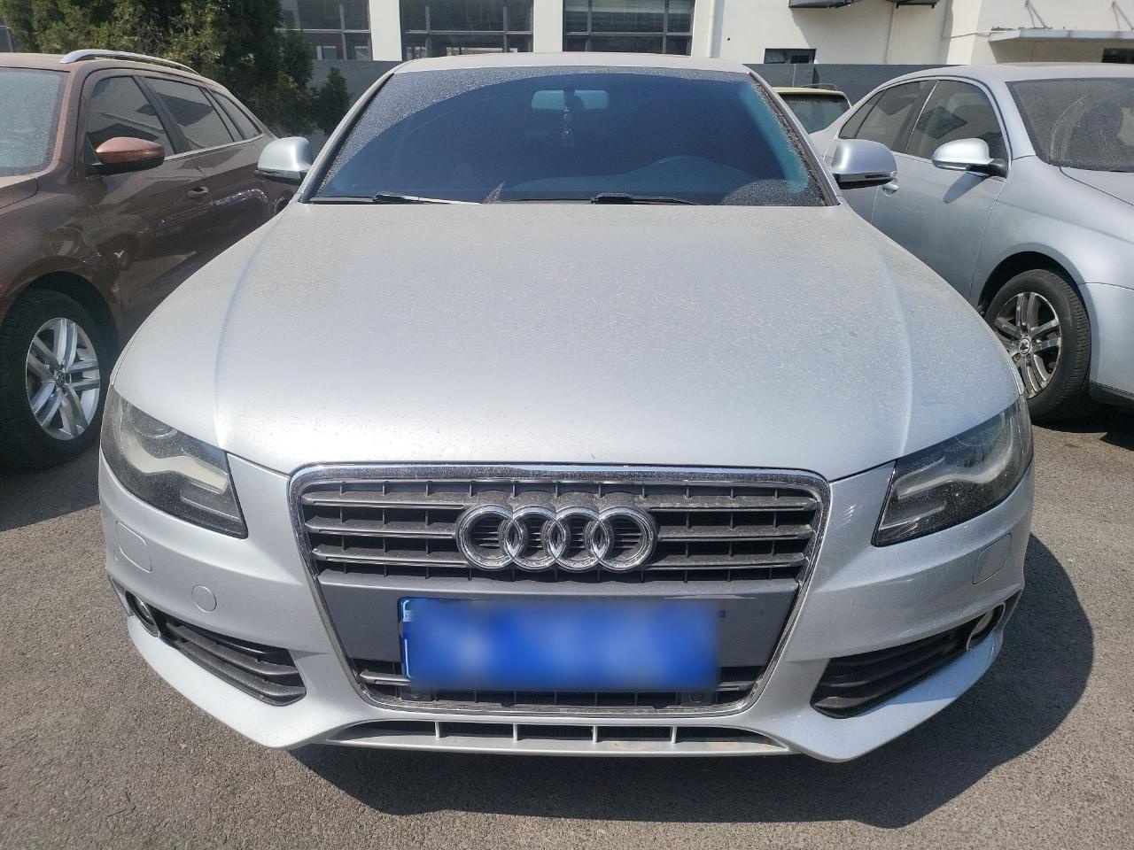 奥迪A4L 2012款 2.0 TFSI 自动标准型