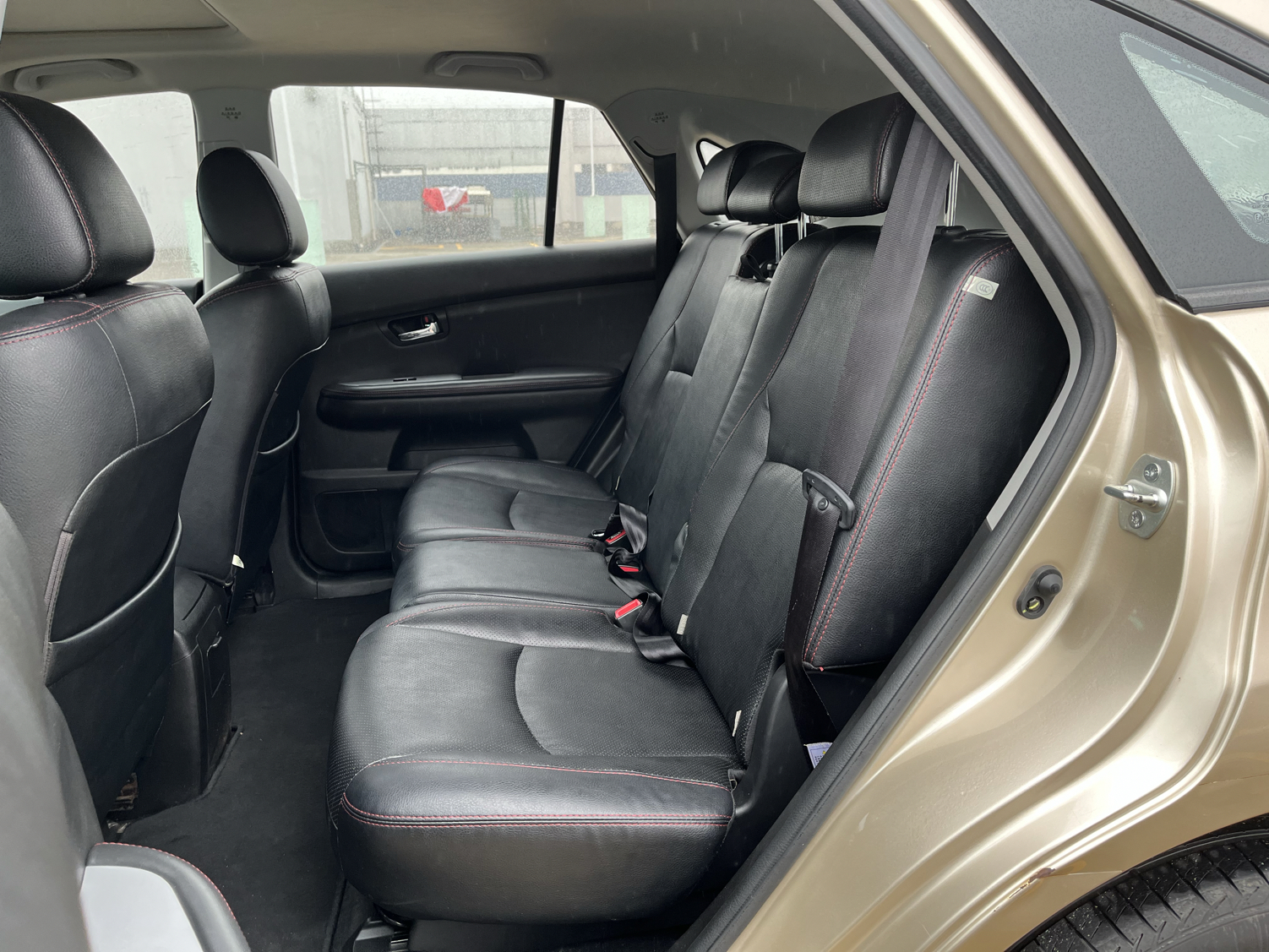 比亚迪S6 2014款 2.4L 自动尊贵型 5座