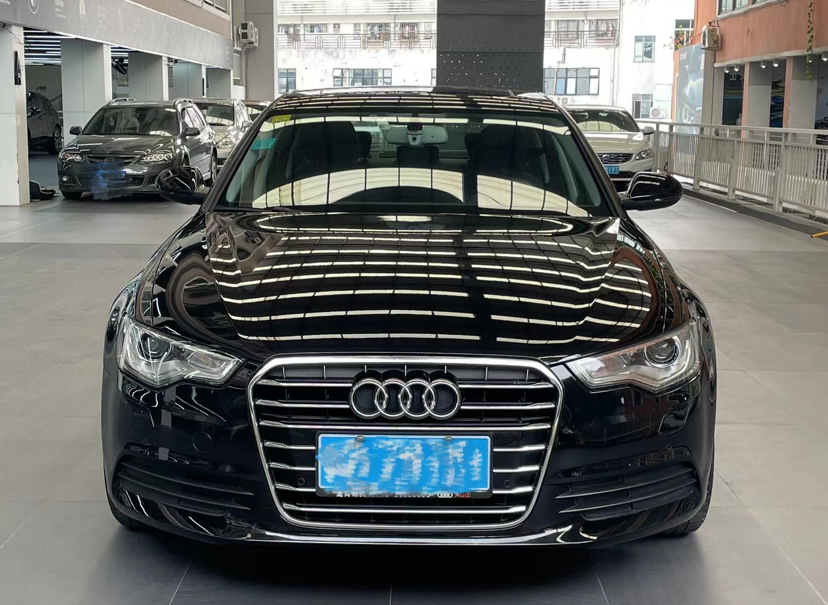 奥迪A6L 2015款 TFSI 百万纪念智领型