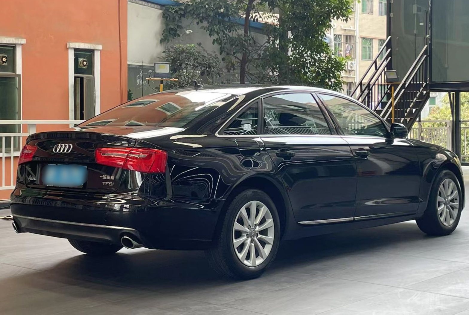 奥迪A6L 2015款 TFSI 百万纪念智领型