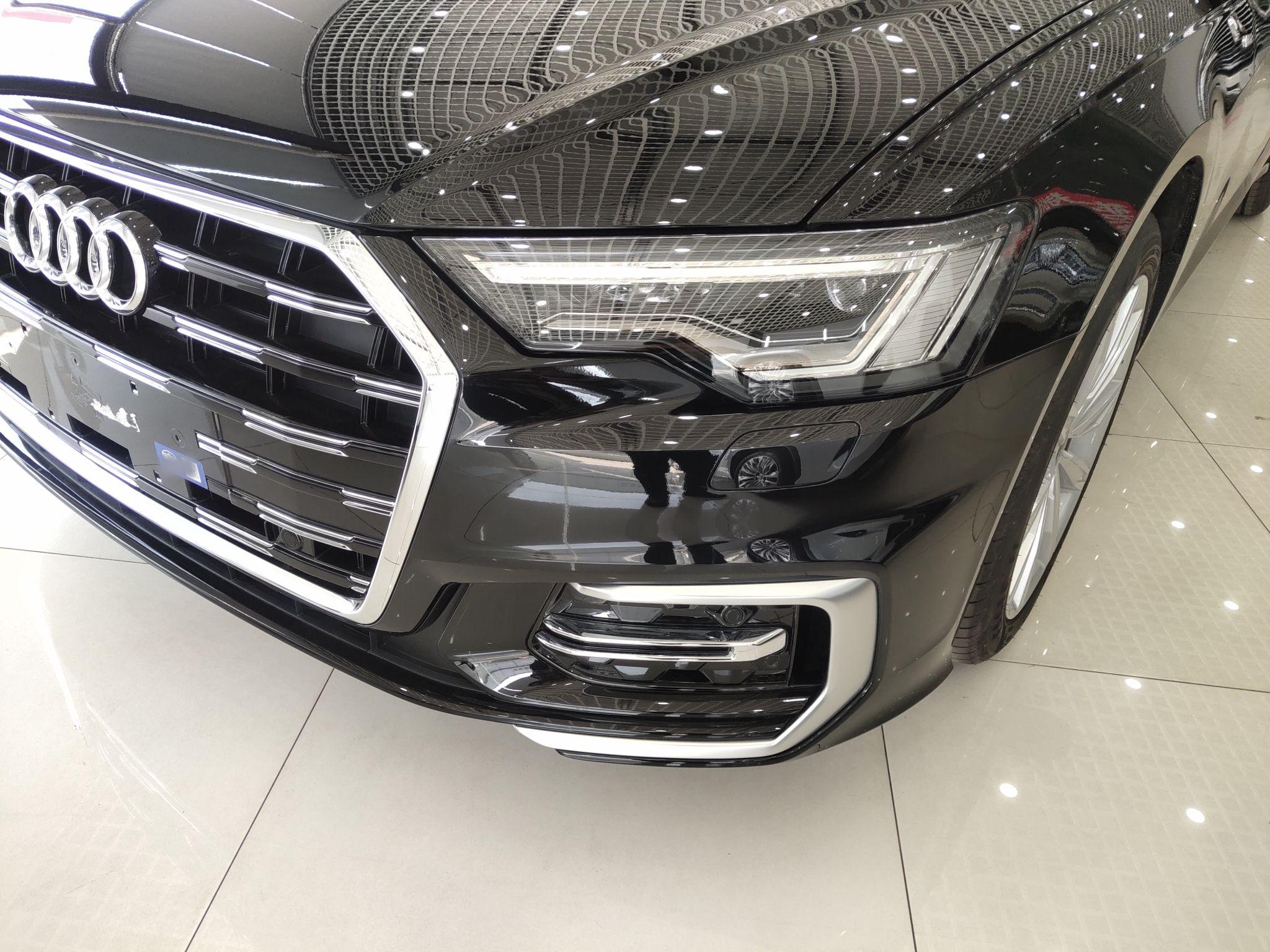 奥迪A6L 2023款 45 TFSI 臻选动感型