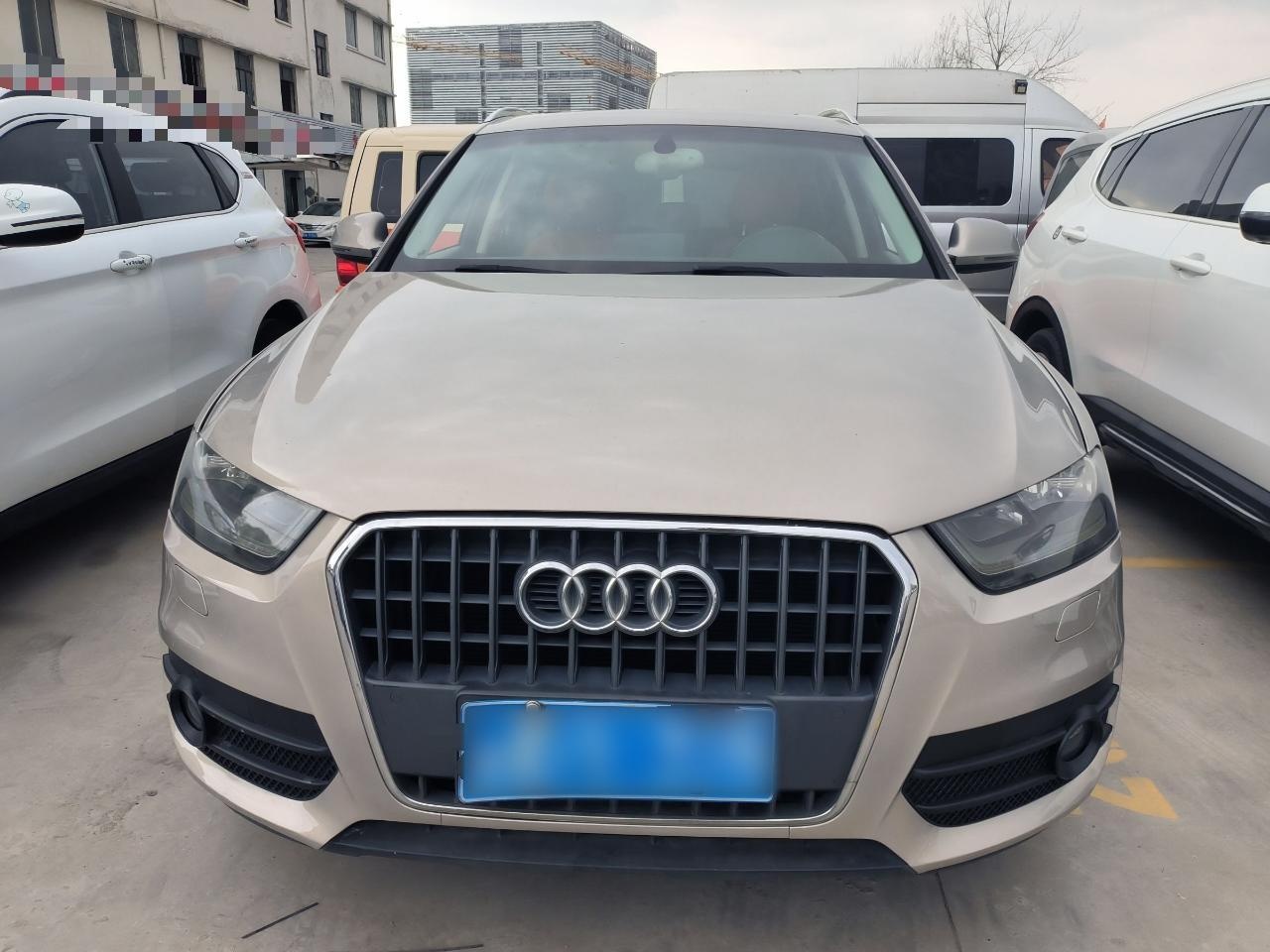 奥迪Q3 2015款 35 TFSI 进取型