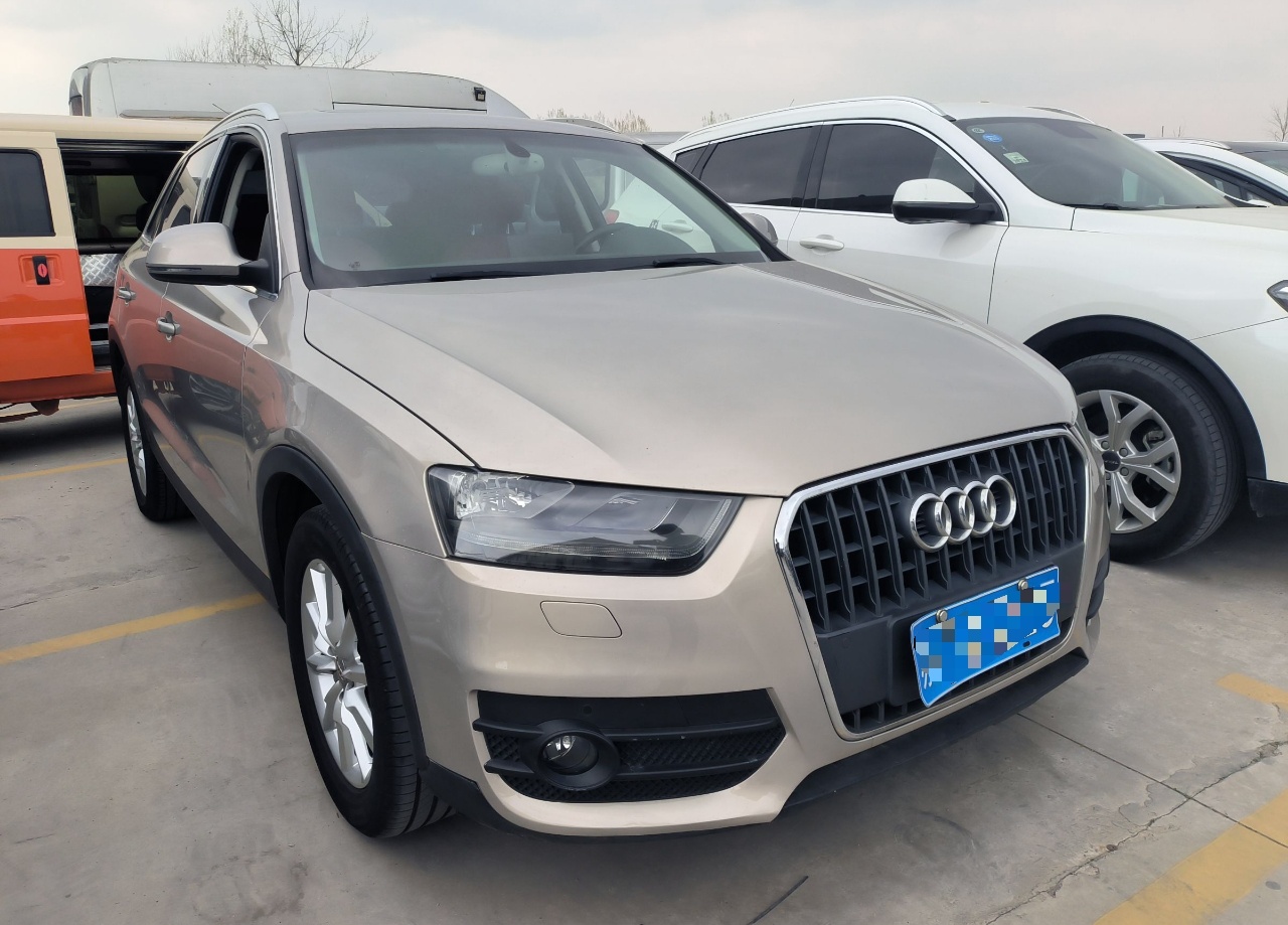 奥迪Q3 2015款 35 TFSI 进取型