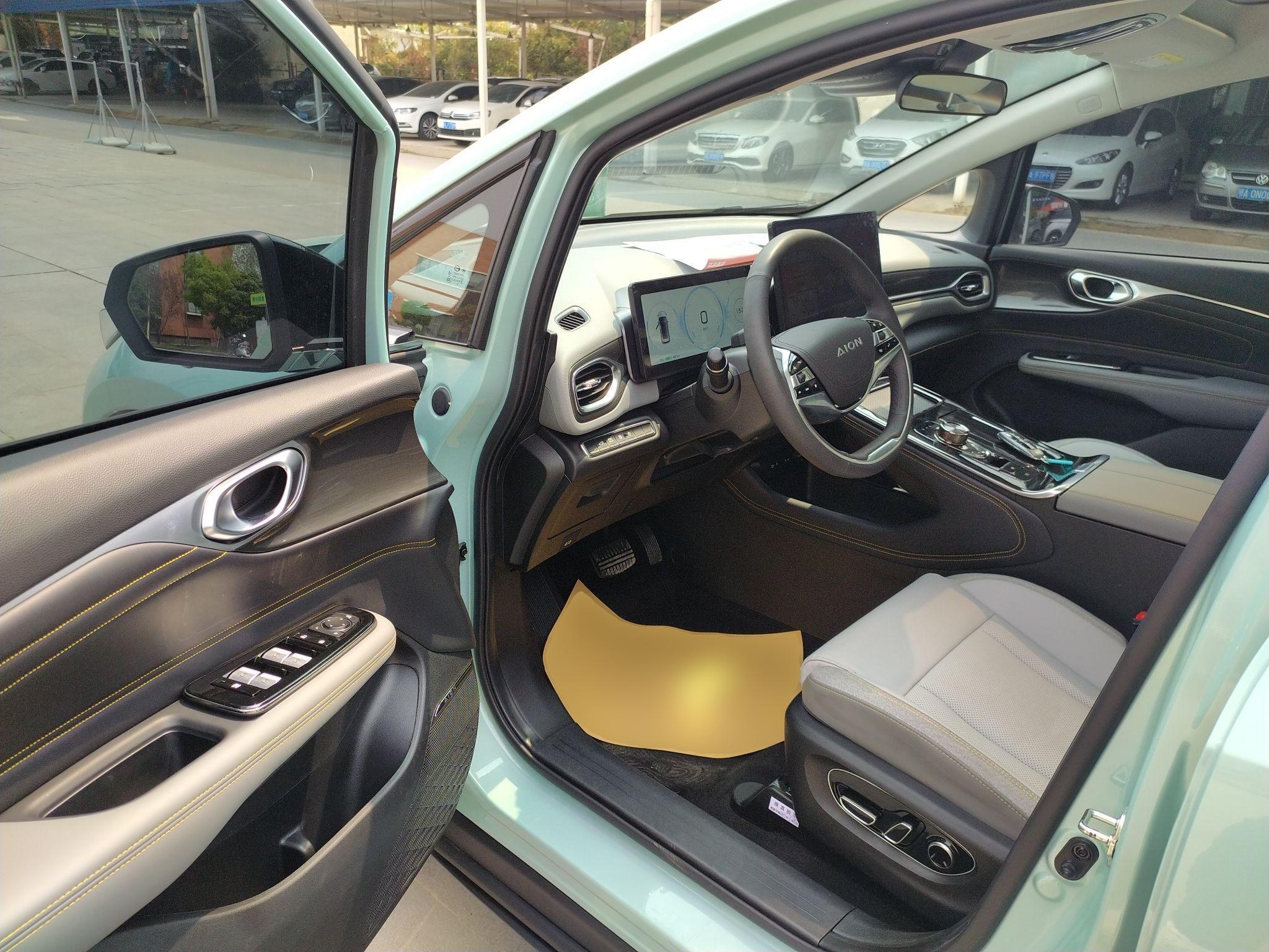 广汽埃安 Aion V(埃安V) 2021款 PLUS 80 领航智驾版