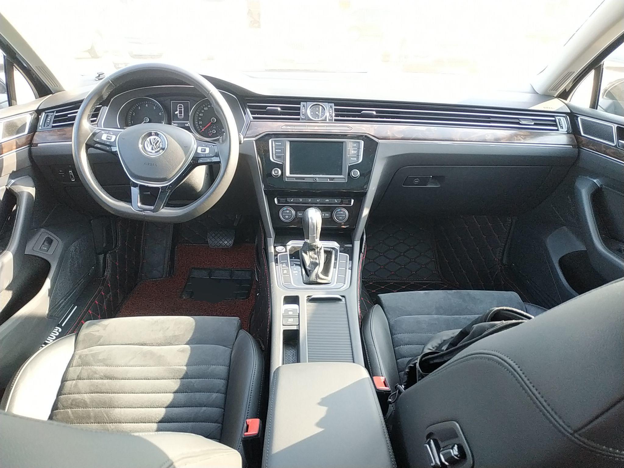 大众 迈腾 2017款 330TSI DSG 豪华型