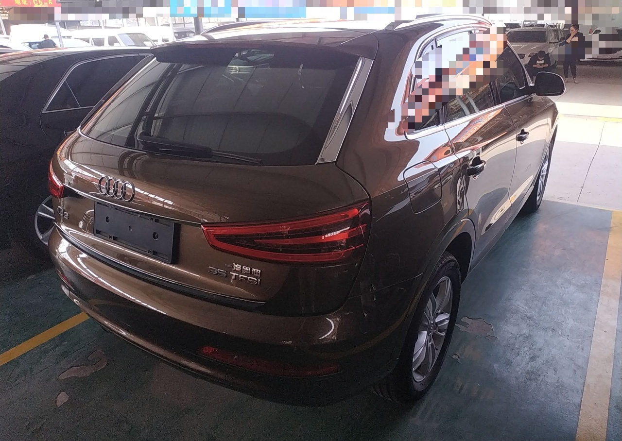 奥迪Q3 2015款 35 TFSI 舒适型