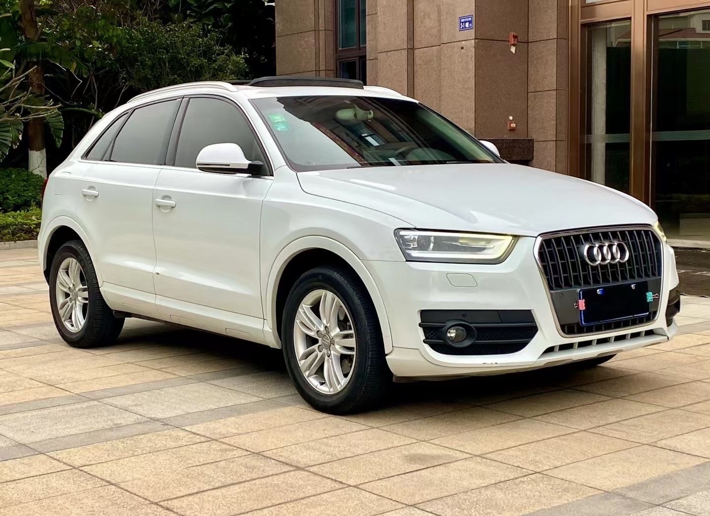 奥迪Q3 2015款 35 TFSI 舒适型