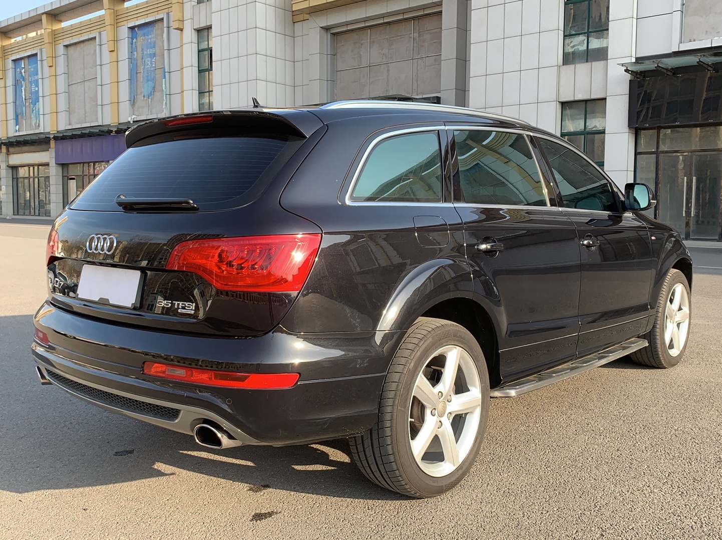 奥迪Q7 2015款 35 TFSI 运动型(进口)