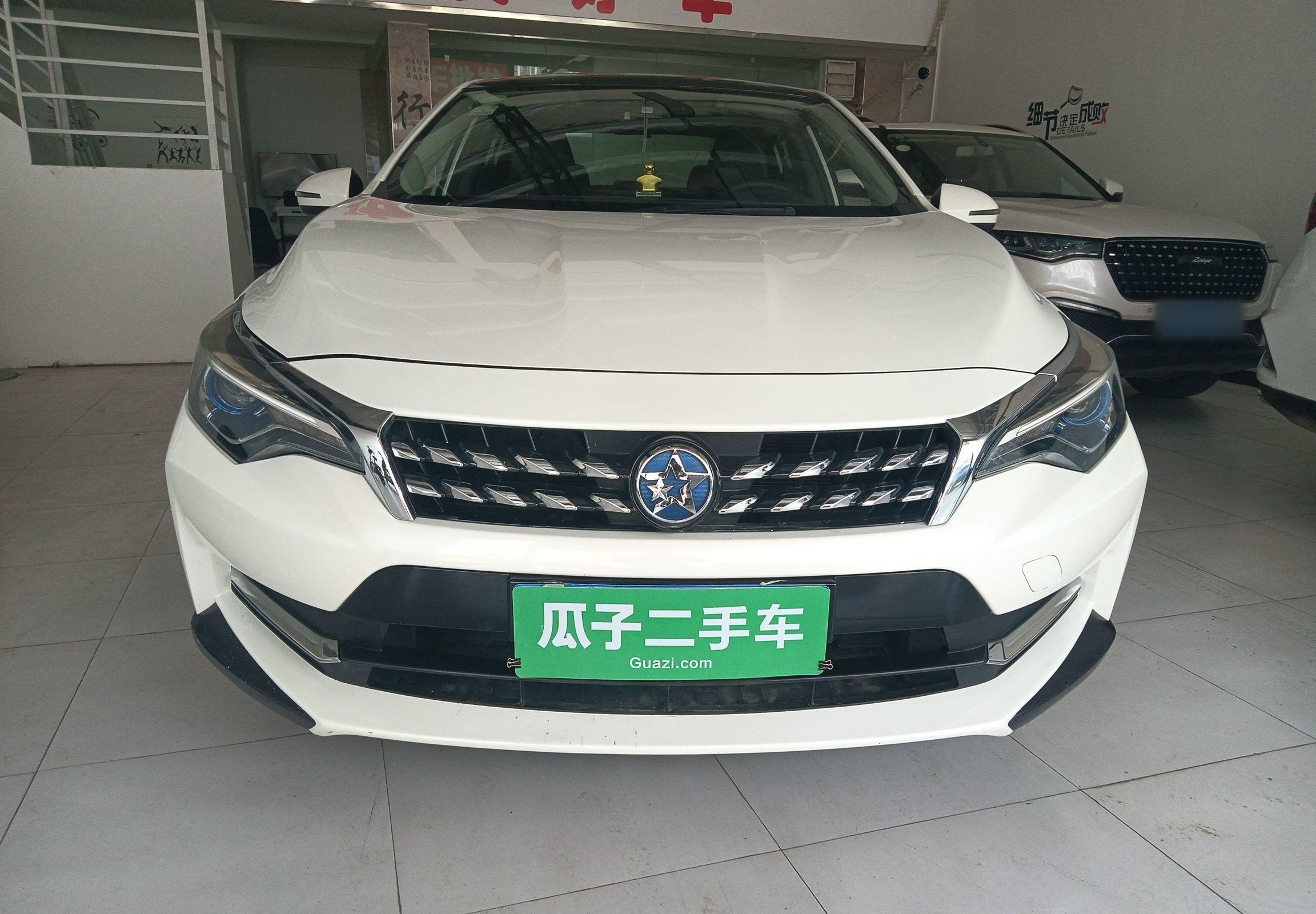 启辰D60 2018款 1.6L CVT智联精英版