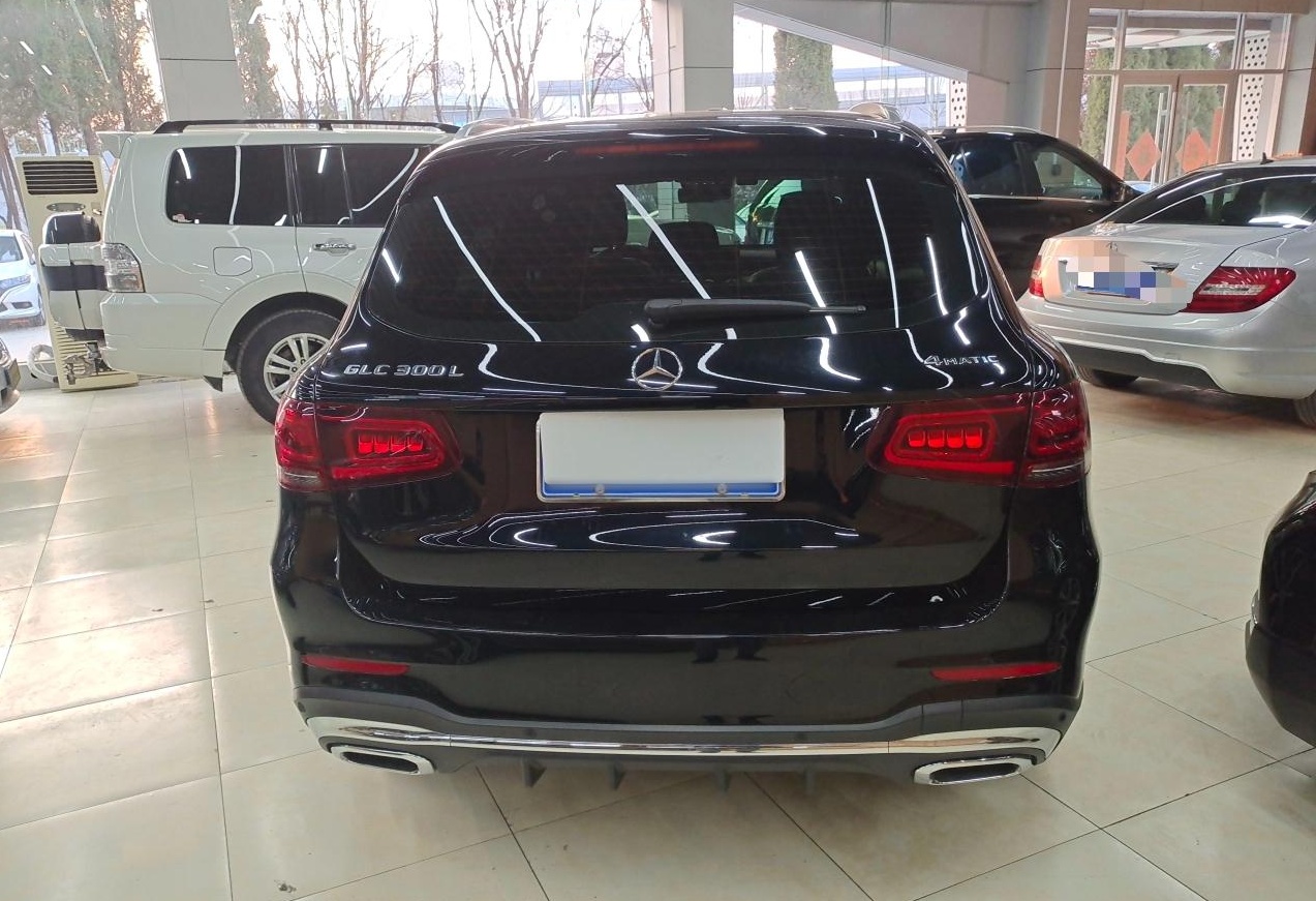 奔驰GLC级 2020款 改款 GLC 300 L 4MATIC 动感型