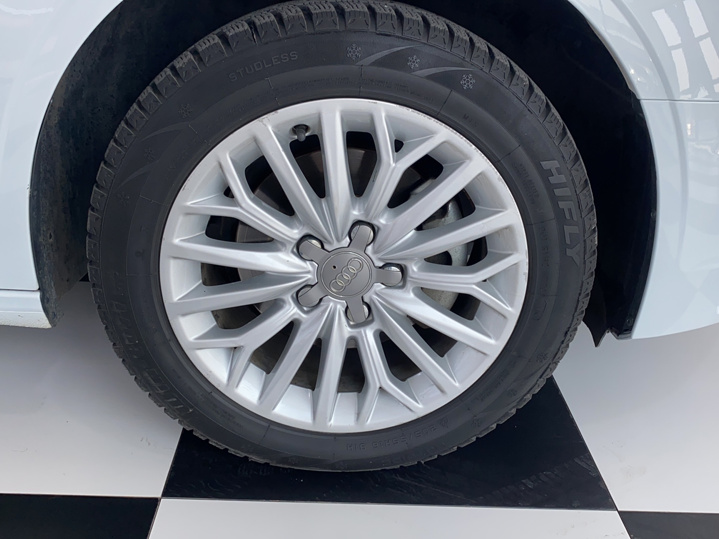 奥迪A3 2015款 Limousine 35 TFSI 百万纪念智领型