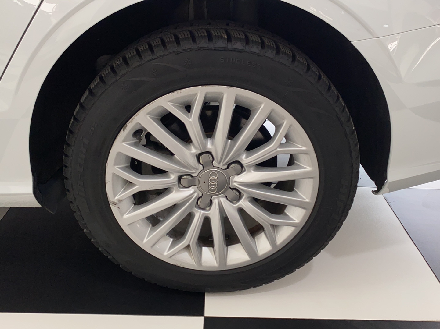 奥迪A3 2015款 Limousine 35 TFSI 百万纪念智领型