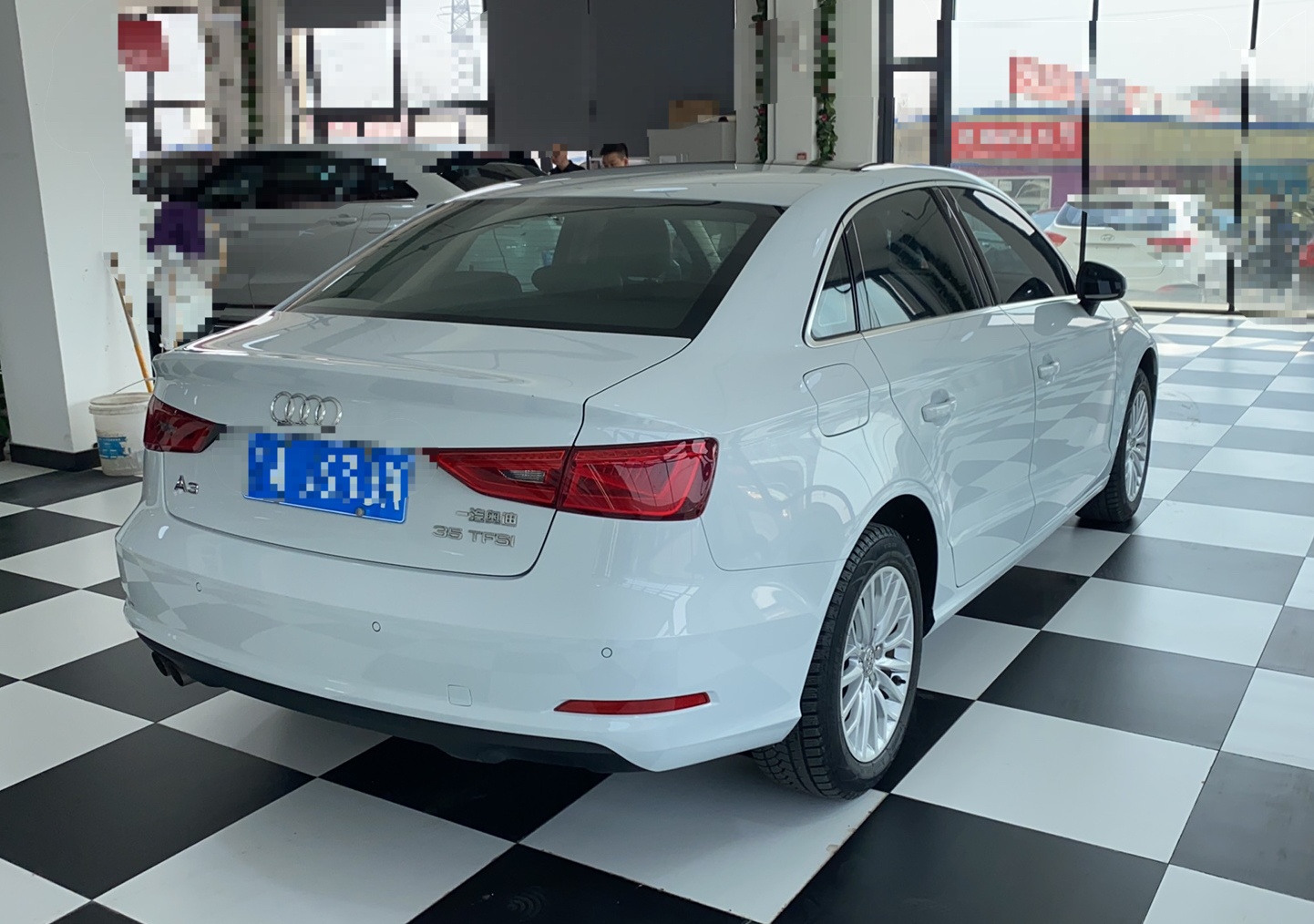 奥迪A3 2015款 Limousine 35 TFSI 百万纪念智领型