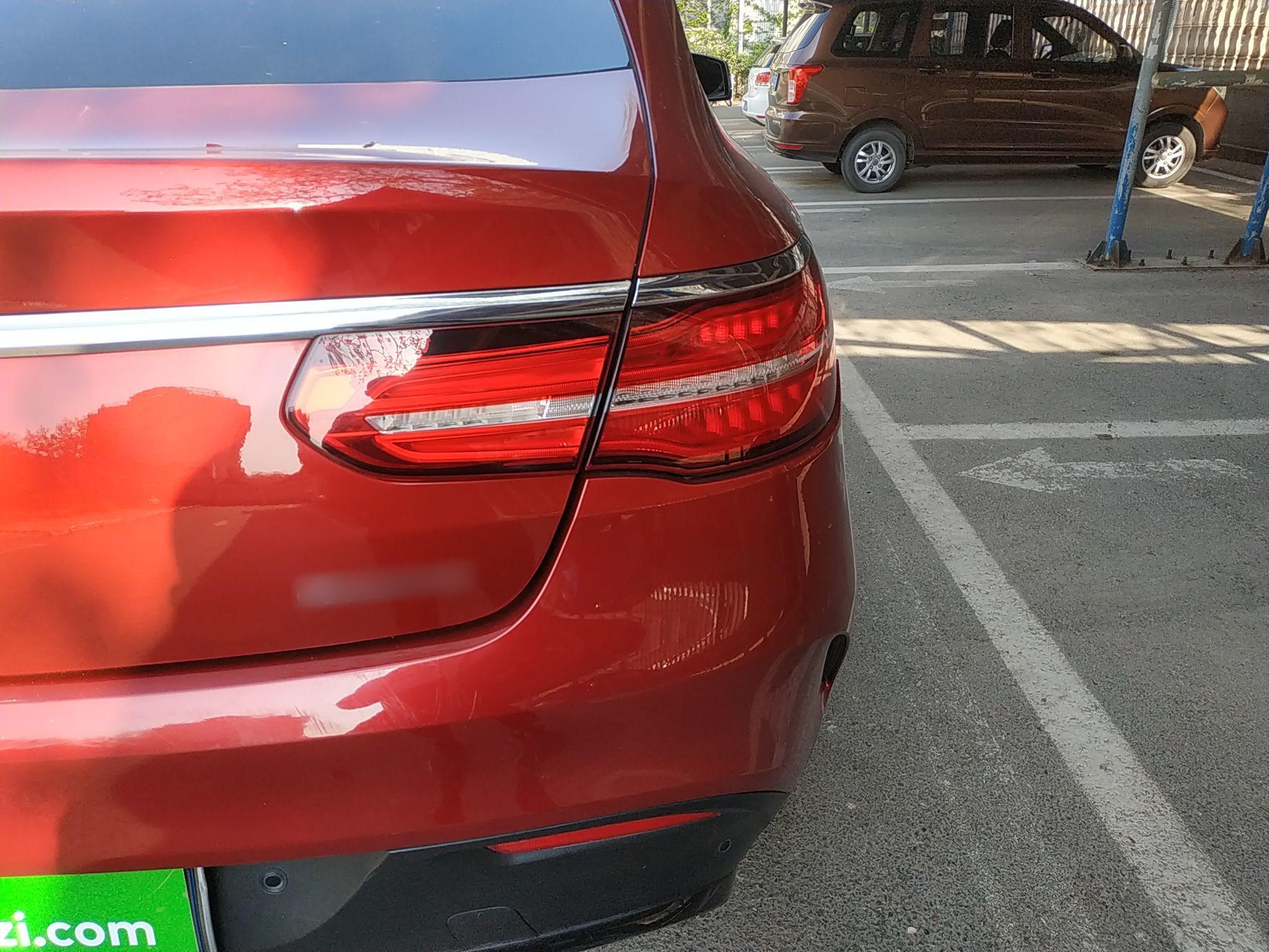 奔驰GLE级 2017款 GLE 320 4MATIC 轿跑SUV(进口)