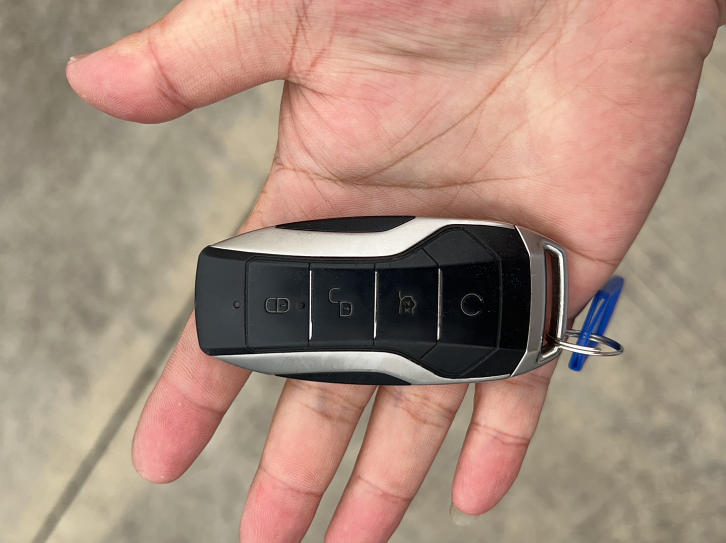 比亚迪 唐 2018款 2.0T 自动智联尊荣型 7座 国V