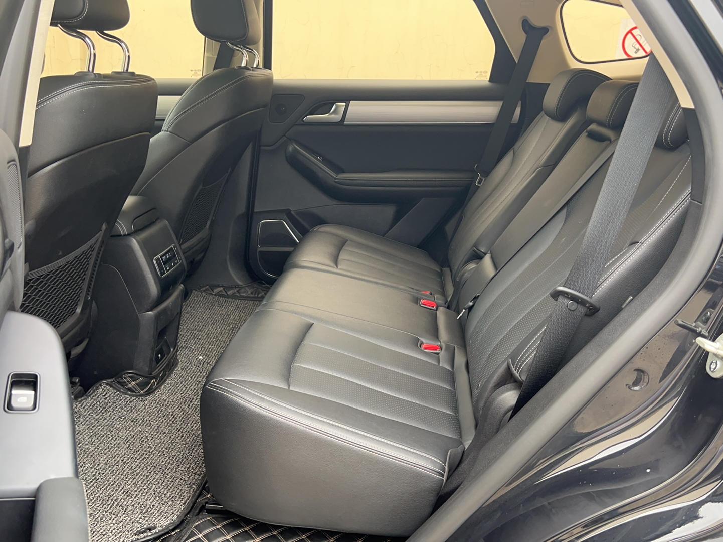 比亚迪 唐 2018款 2.0T 自动智联尊荣型 7座 国V