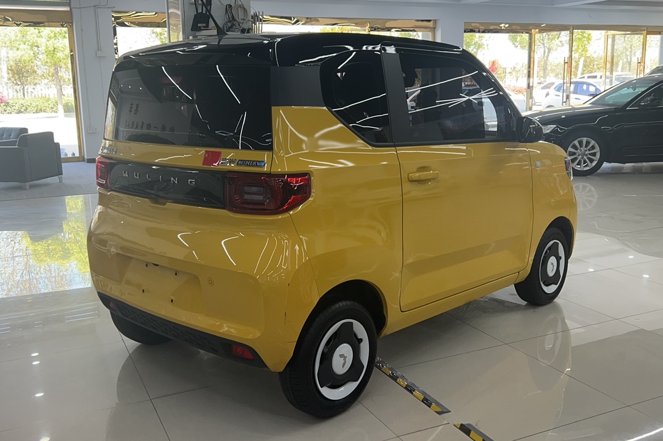 五菱汽车 宏光MINI EV 2022款 马卡龙臻享款 磷酸铁锂