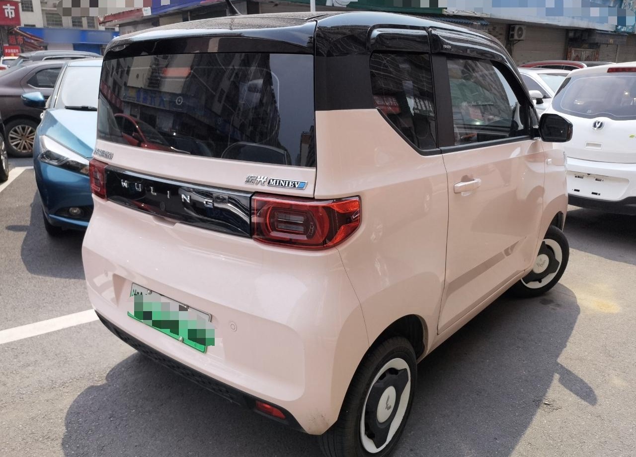 五菱汽车 宏光MINI EV 2021款 马卡龙时尚款 磷酸铁锂