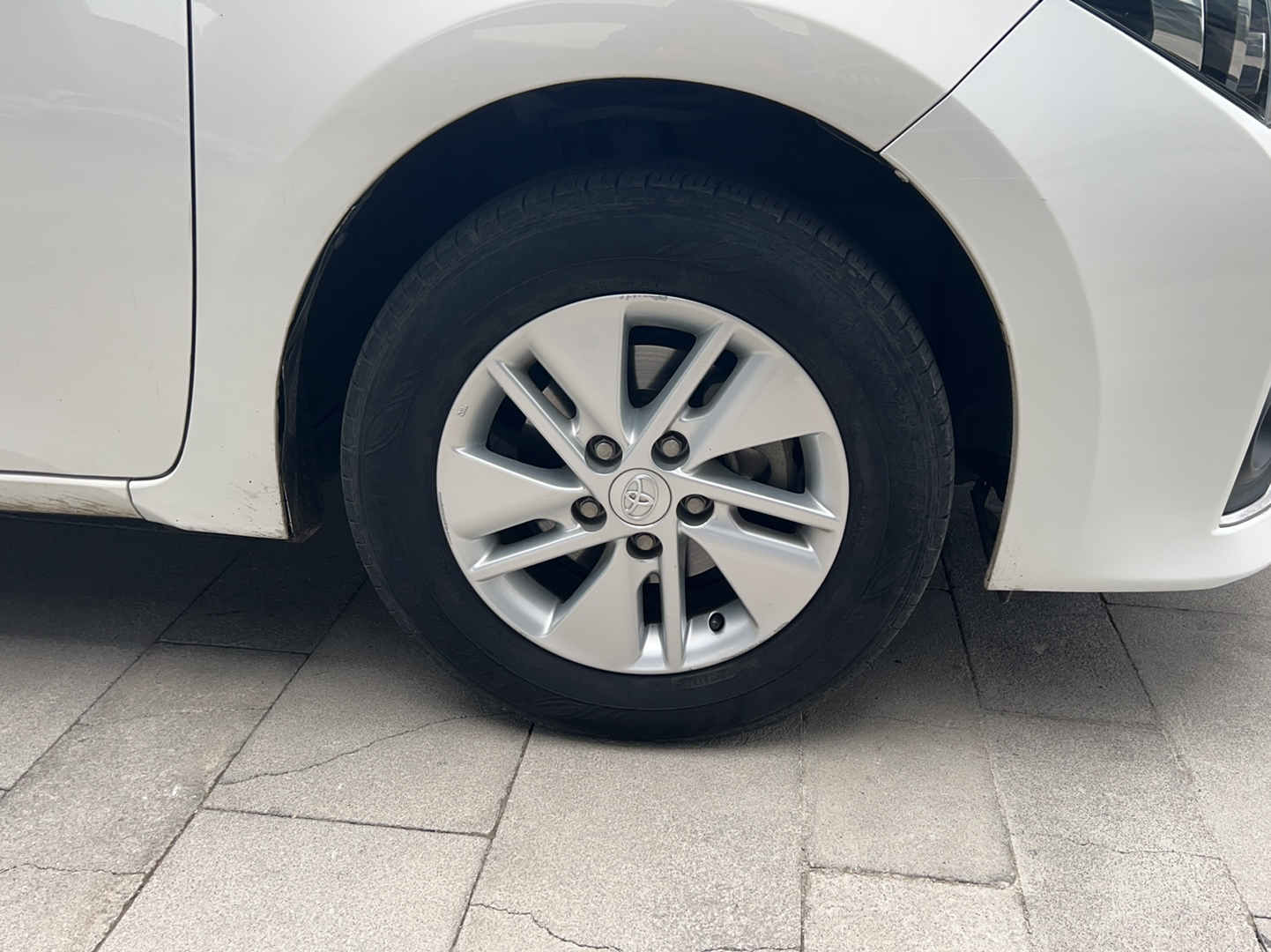 丰田 卡罗拉 2017款 1.6L CVT GL