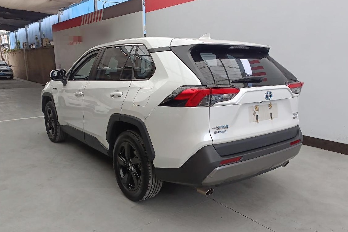 丰田 RAV4 2021款 改款 双擎 2.5L CVT四驱精英PLUS版