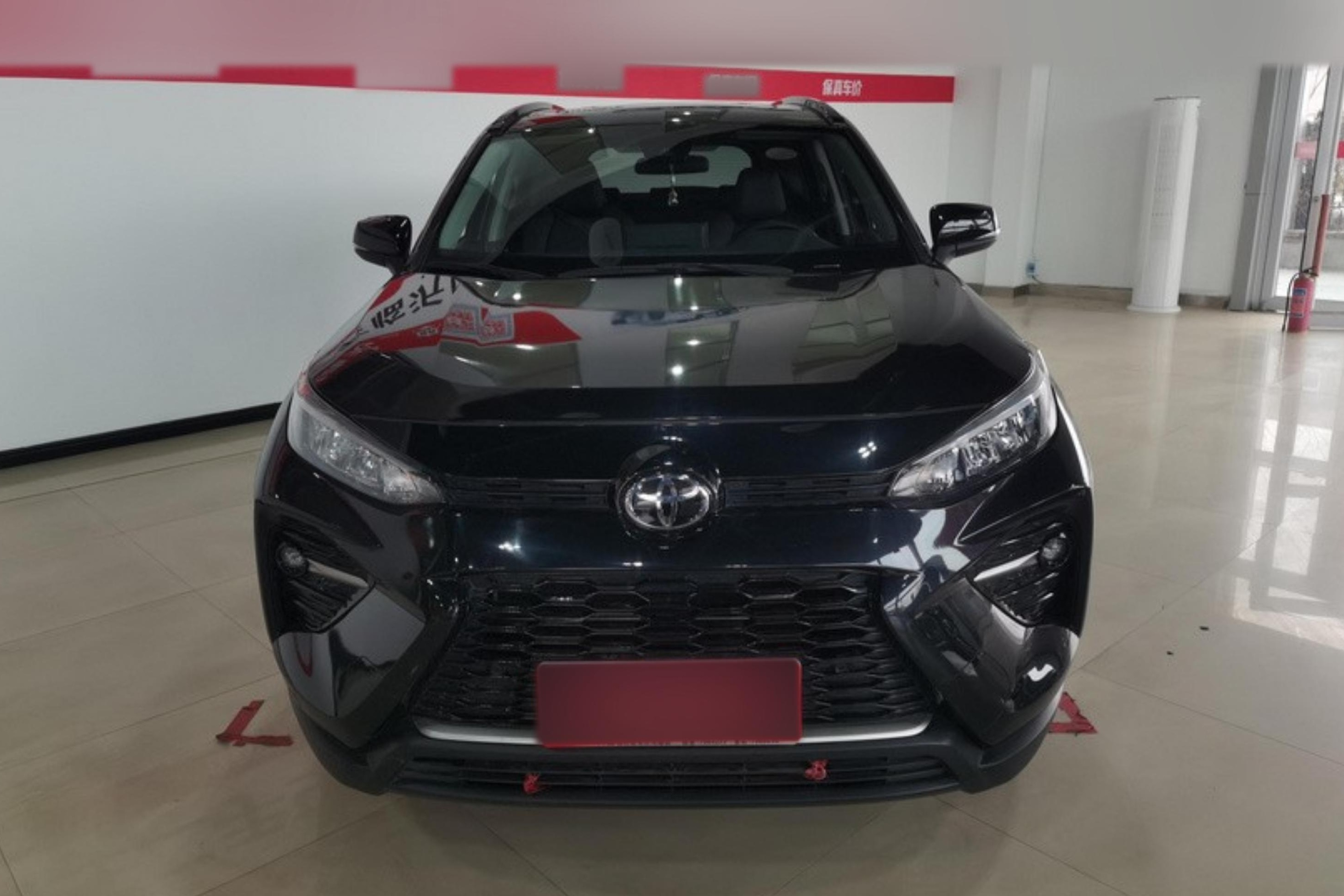 丰田 威兰达 2020款 2.0L CVT两驱豪华版