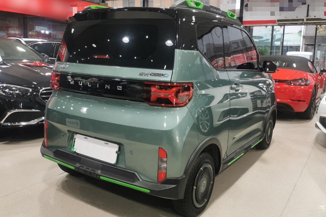 五菱汽车 宏光MINI EV 2022款 GAMEBOY 300km 玩咖款