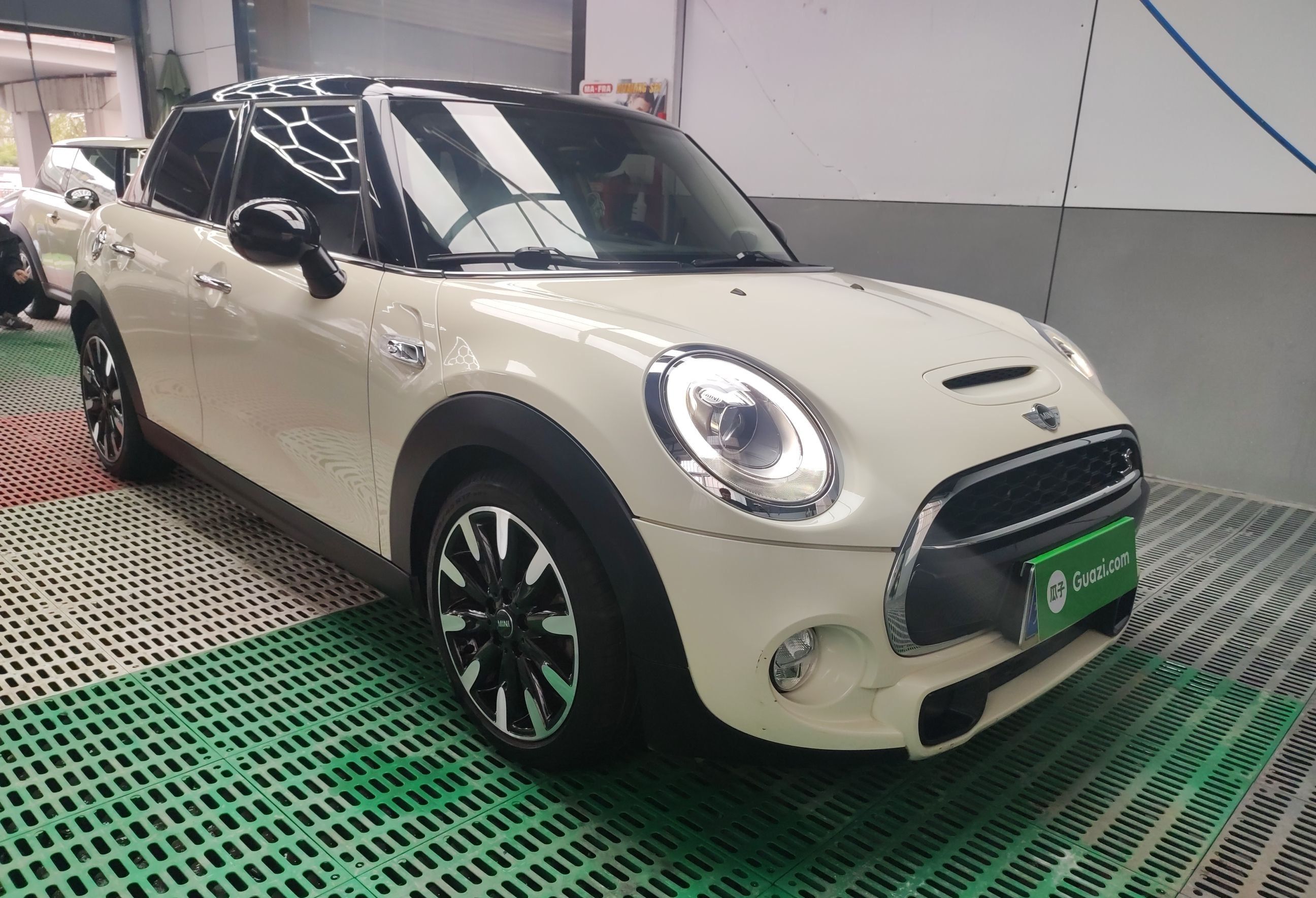 MINI 2015款 2.0T COOPER S 五门版