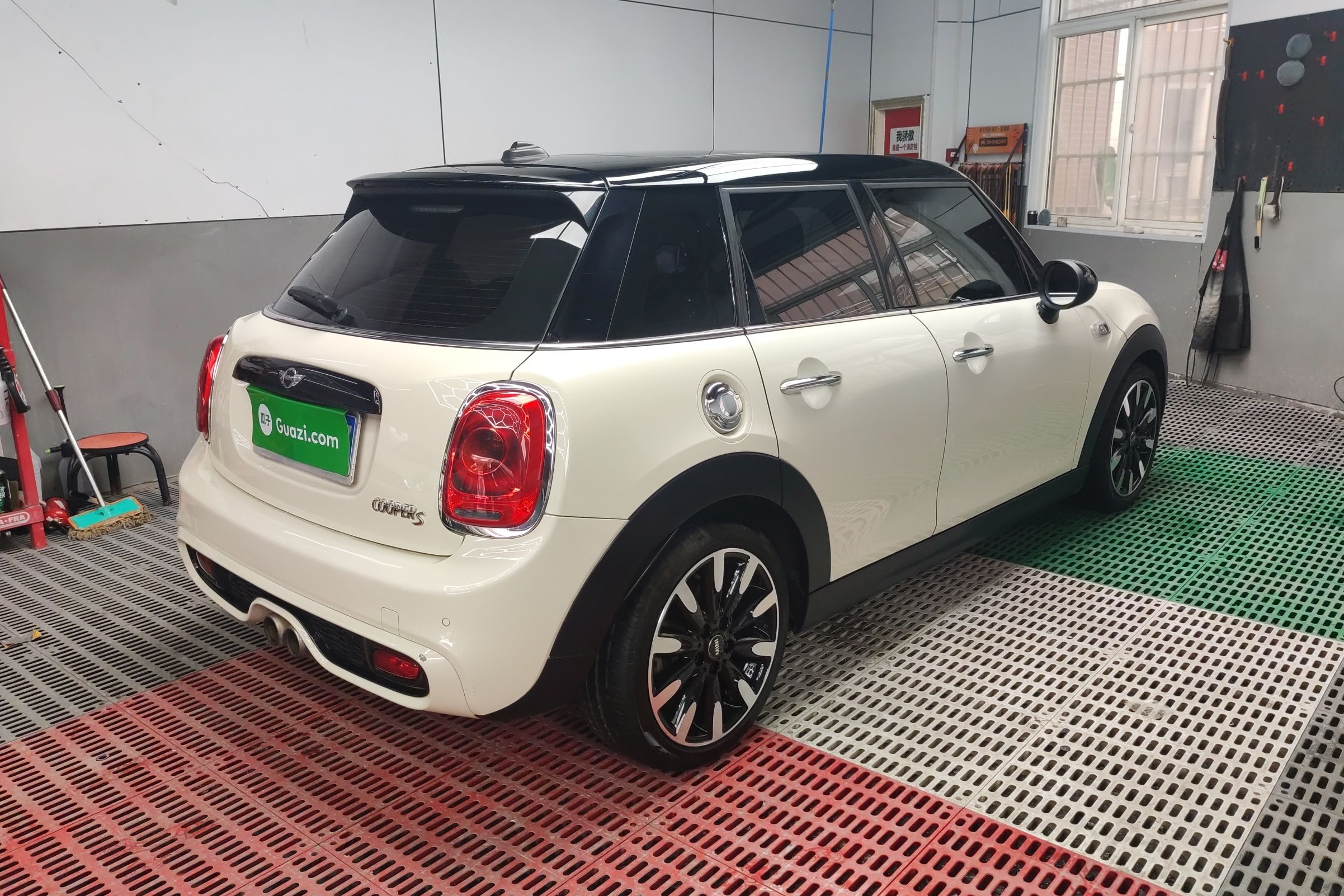 MINI 2015款 2.0T COOPER S 五门版