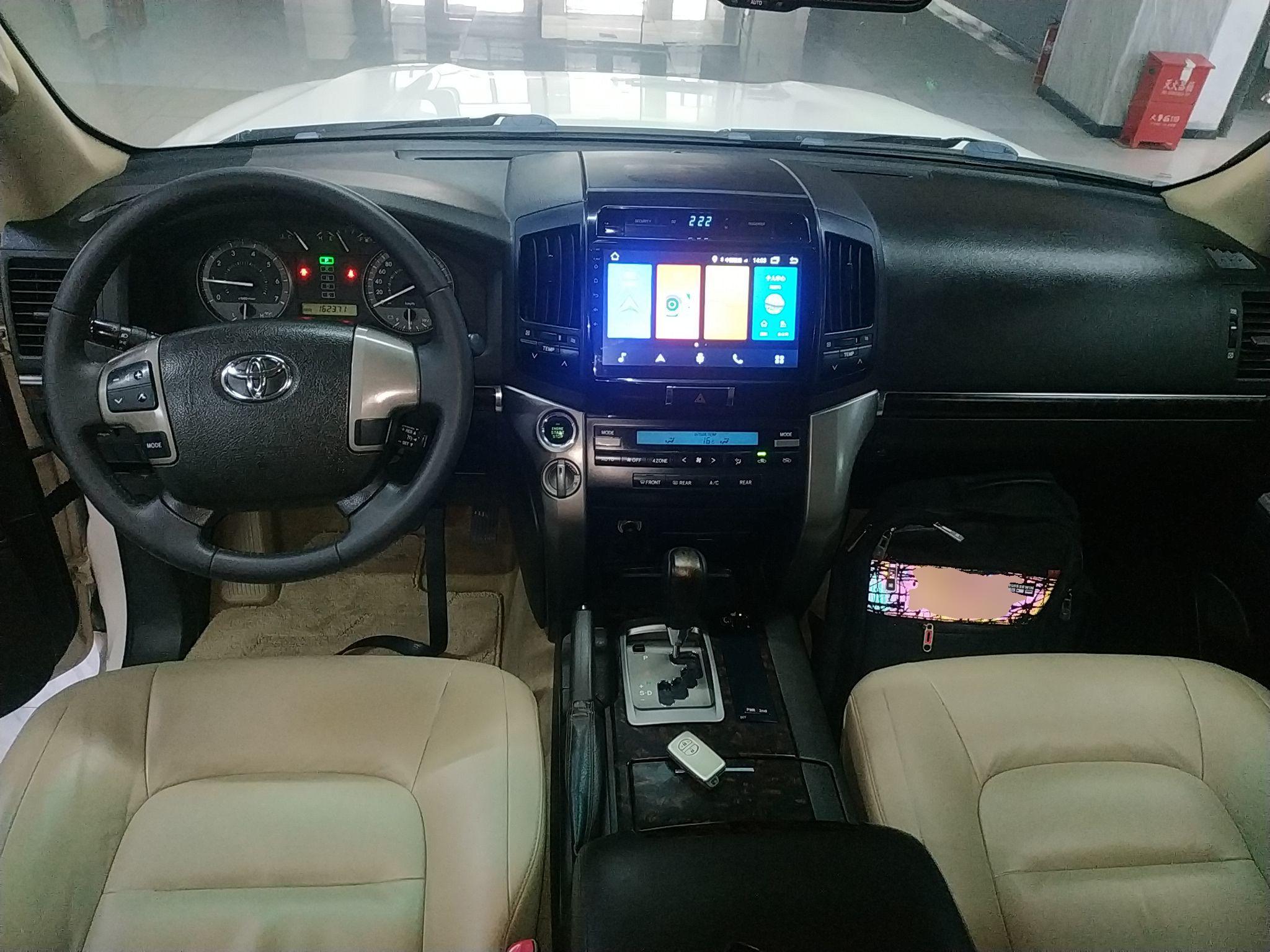 丰田 兰德酷路泽 2010款 4.0L 自动VX