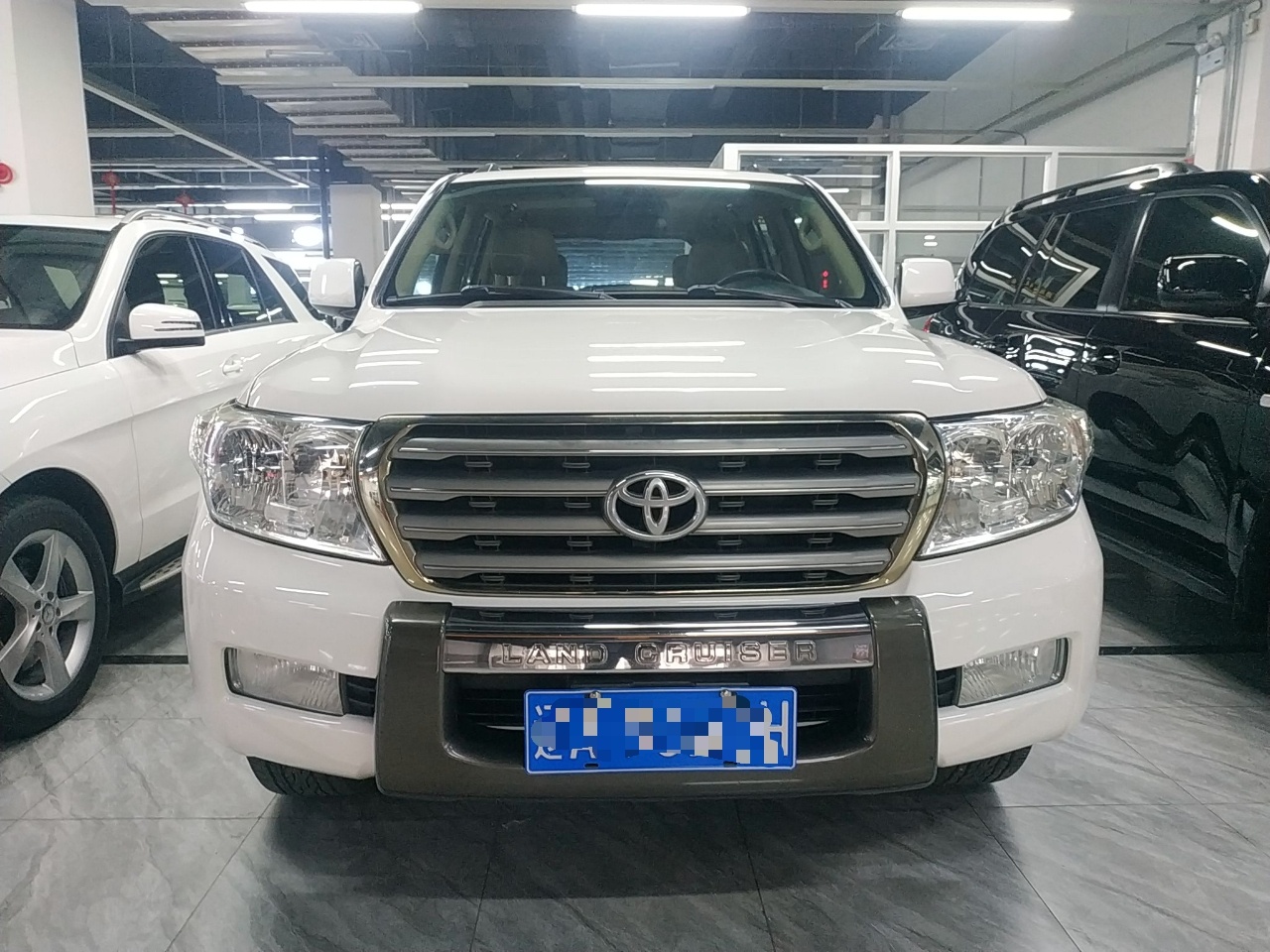 丰田 兰德酷路泽 2010款 4.0L 自动VX