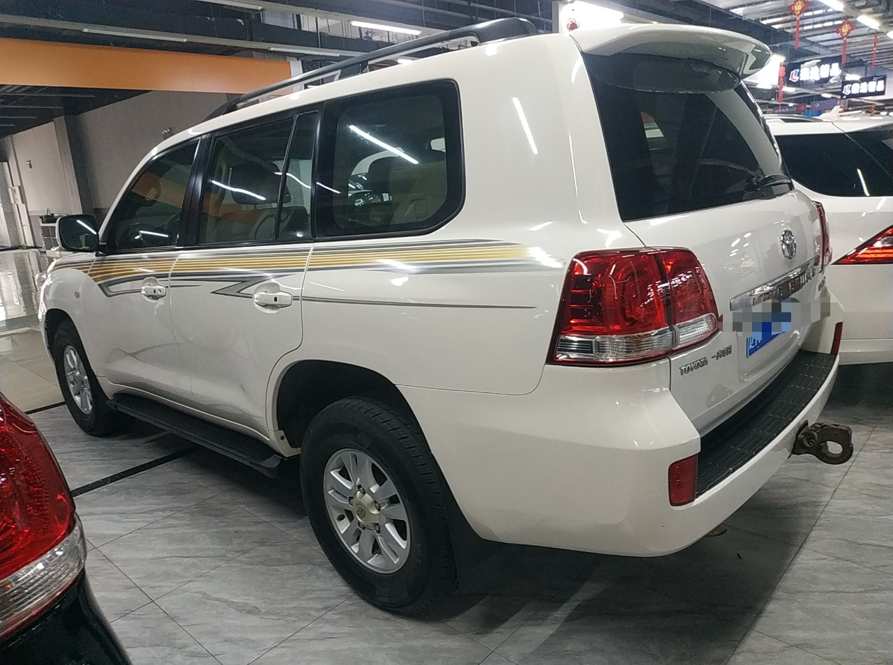 丰田 兰德酷路泽 2010款 4.0L 自动VX