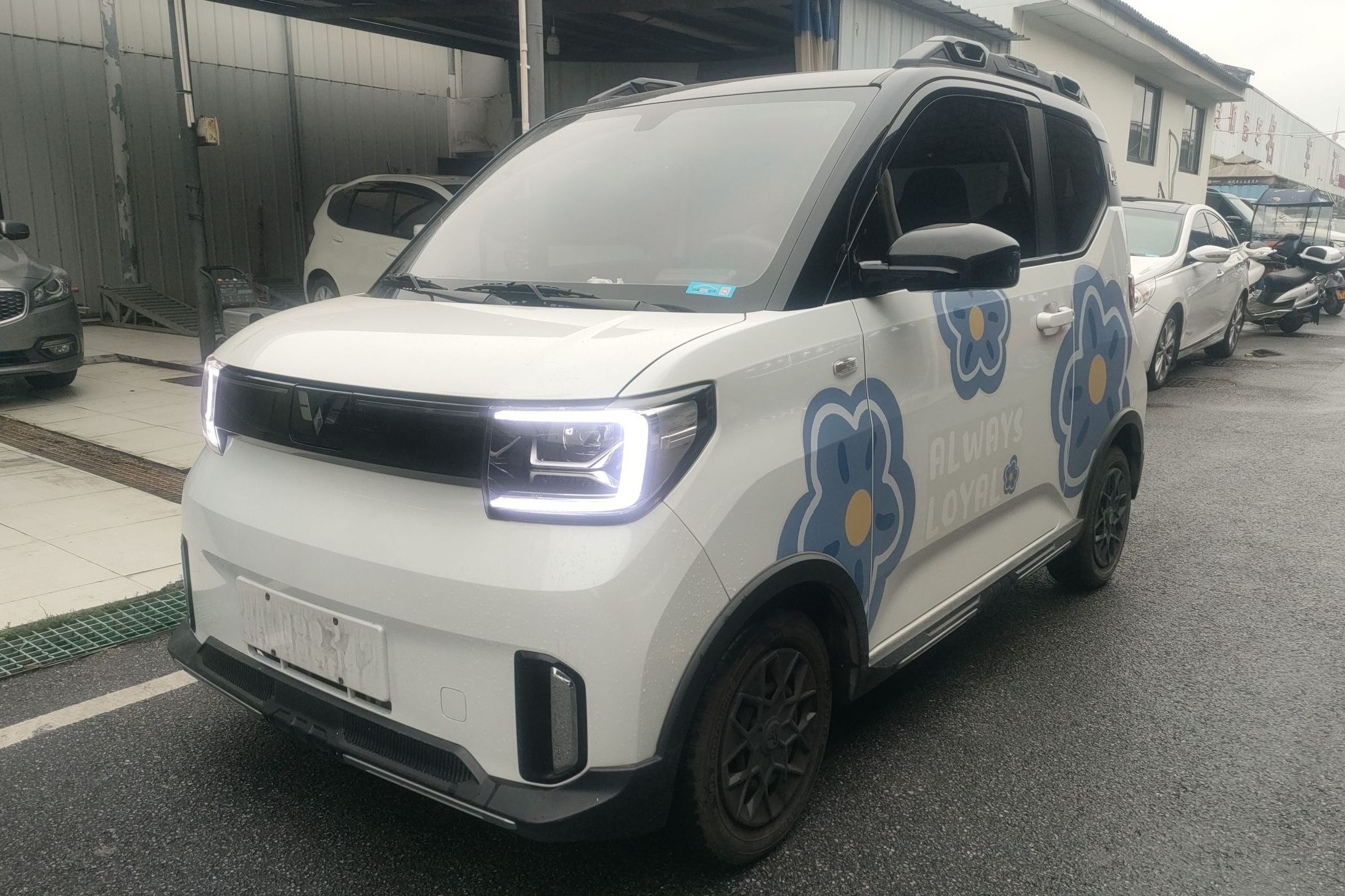 五菱汽车 宏光MINI EV 2022款 GAMEBOY 300km 玩咖款