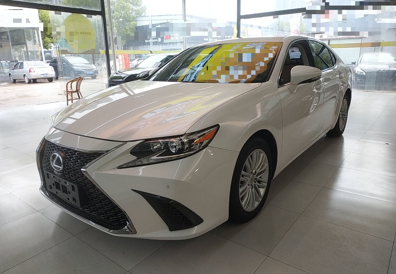 雷克萨斯ES 2015款 250 典雅版