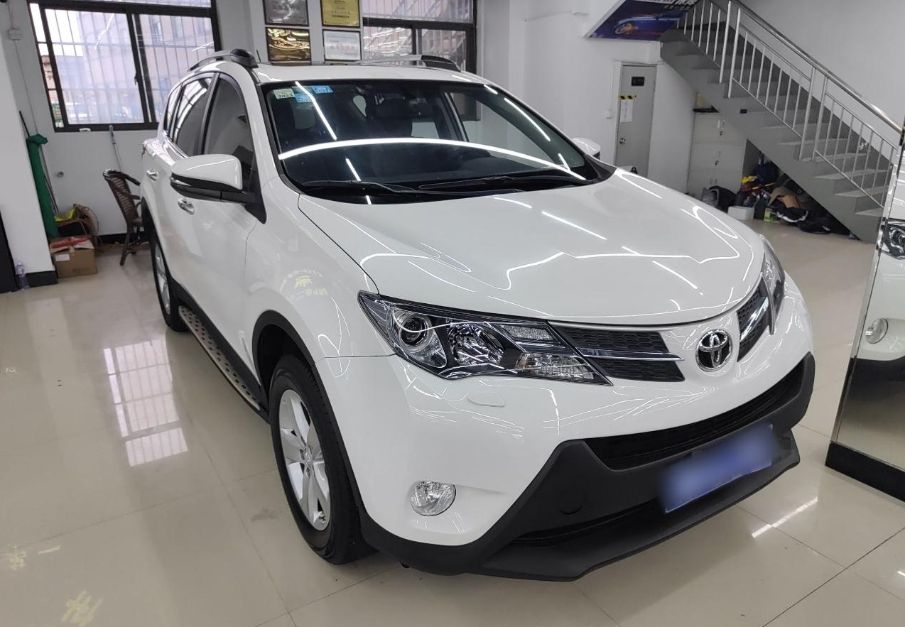 丰田 RAV4 2013款 2.5L 自动四驱精英版