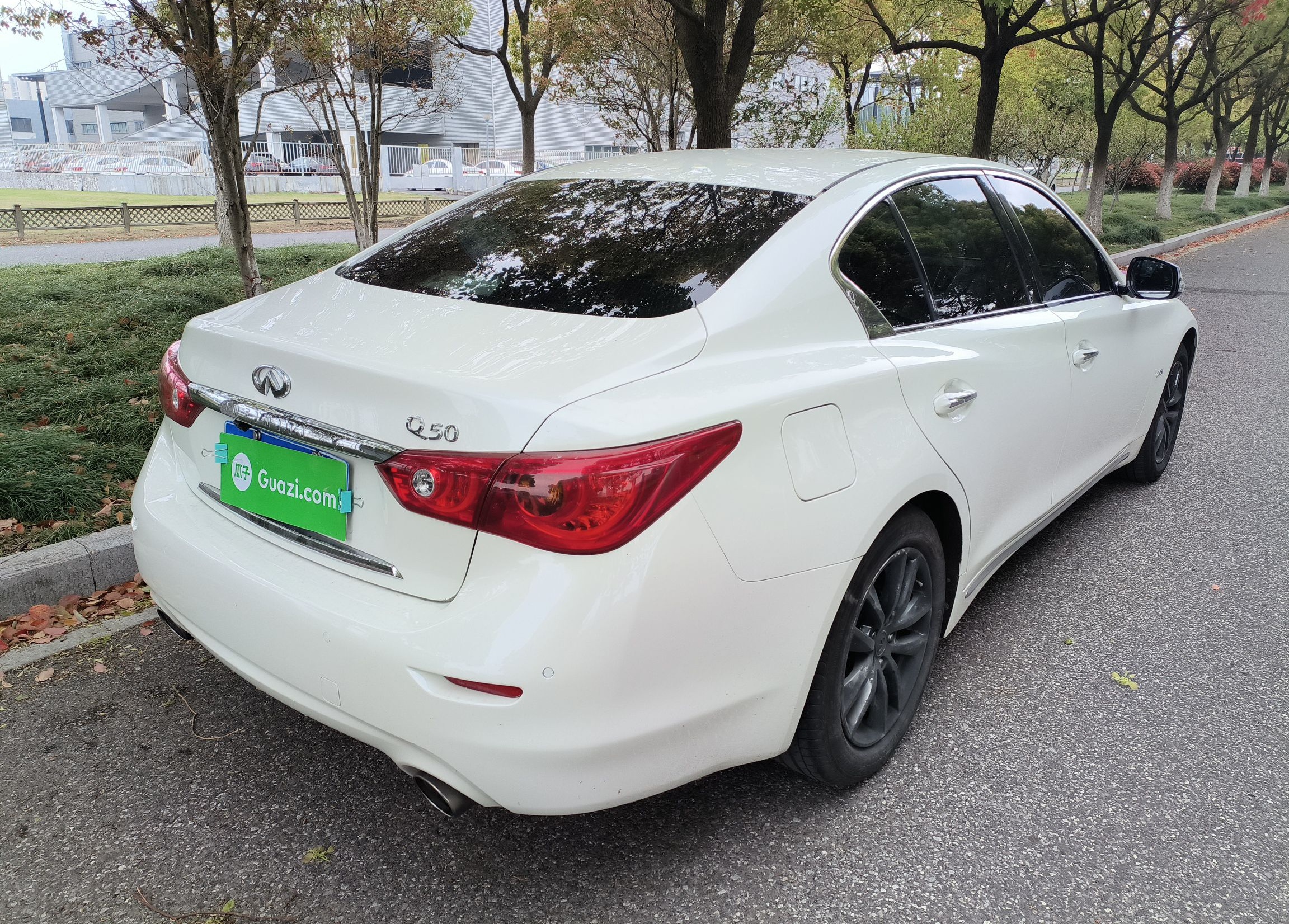 英菲尼迪Q50L 2015款 2.0T 悦享版