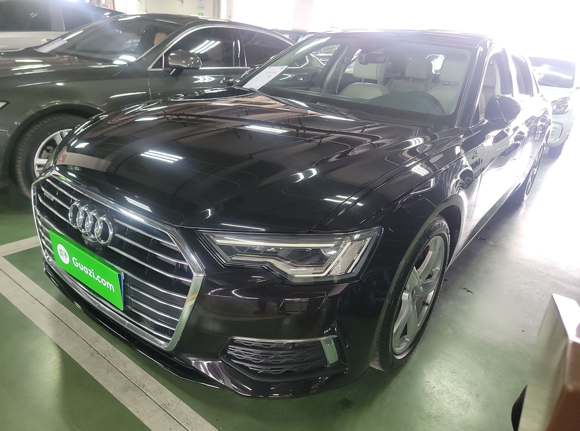 奥迪A6L 2019款 55 TFSI quattro 尊享致雅型